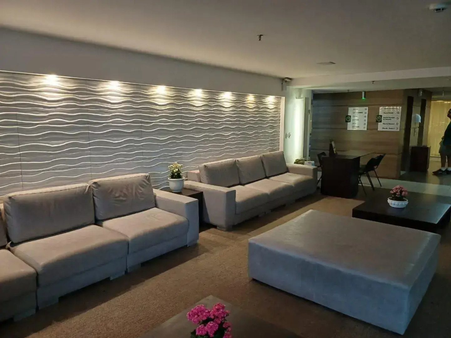 Ritz Suites Hotel
