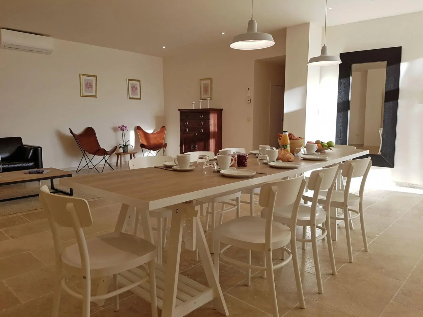 Lavish Apartment in Villesèque-des-Corbières with Terrace