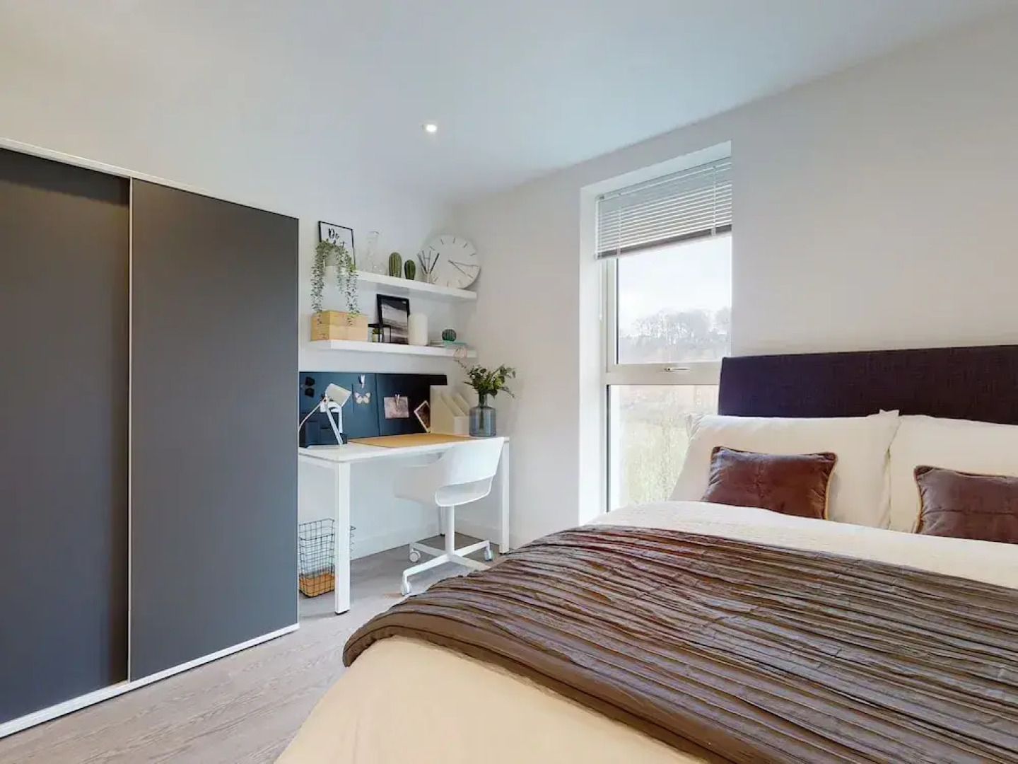 Gorgeous Studios - NEWCASTLE UNDER LYME