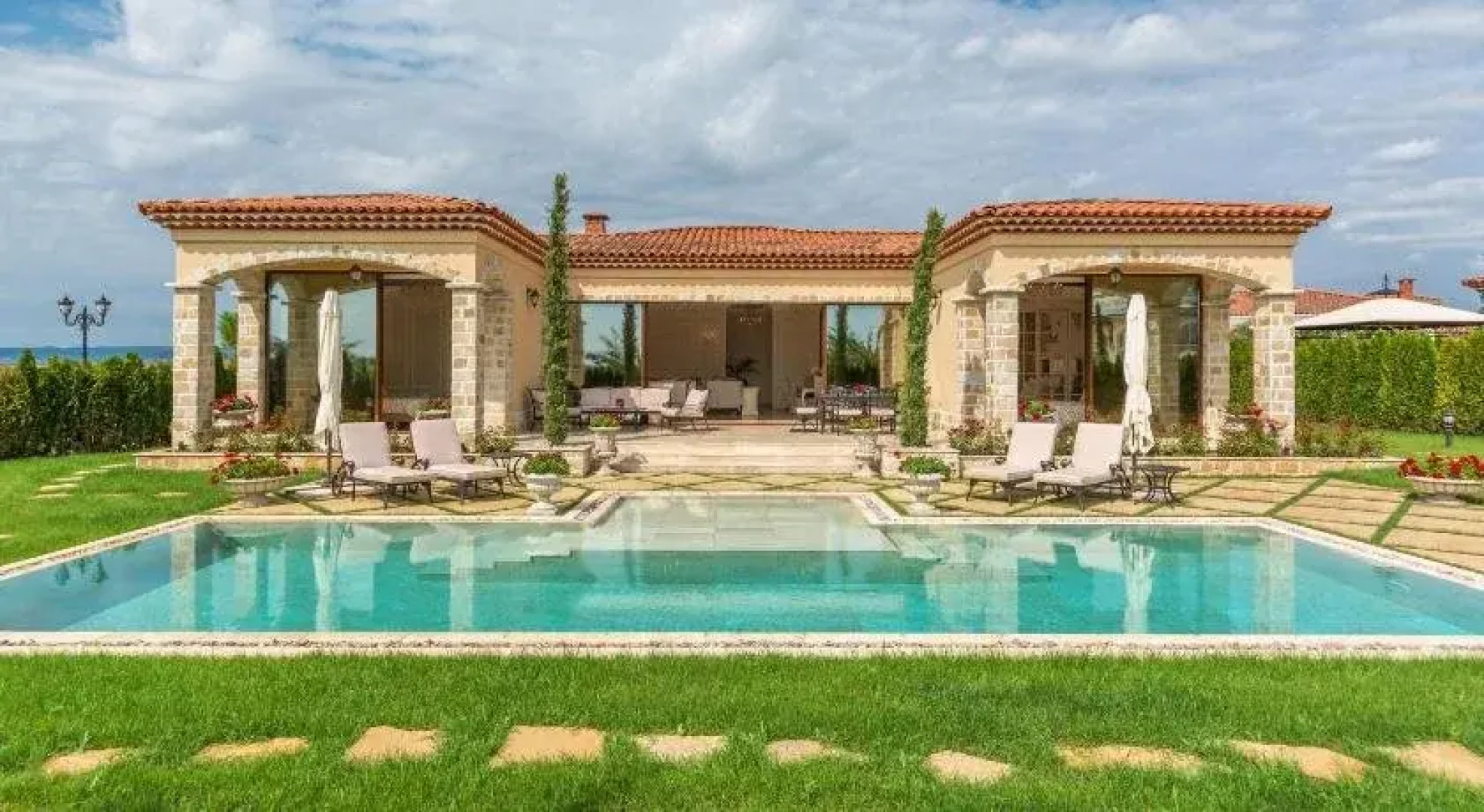 Eden Park Luxury Villlas