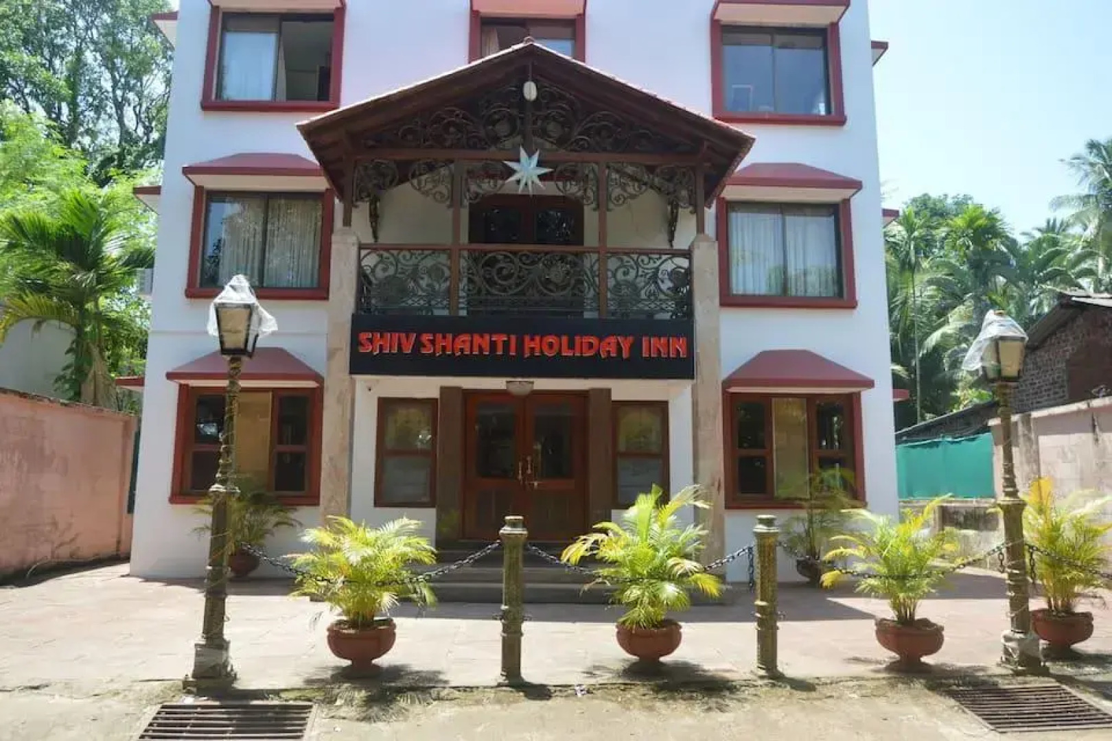 Shiv Shanti Holiday Inn