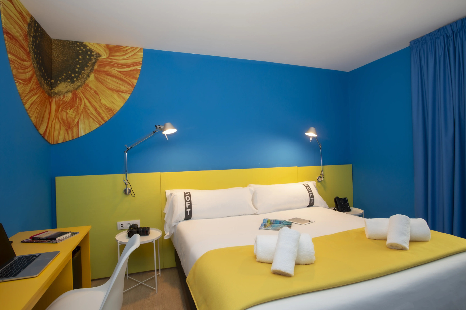 Casual Colours Barcelona Hotel