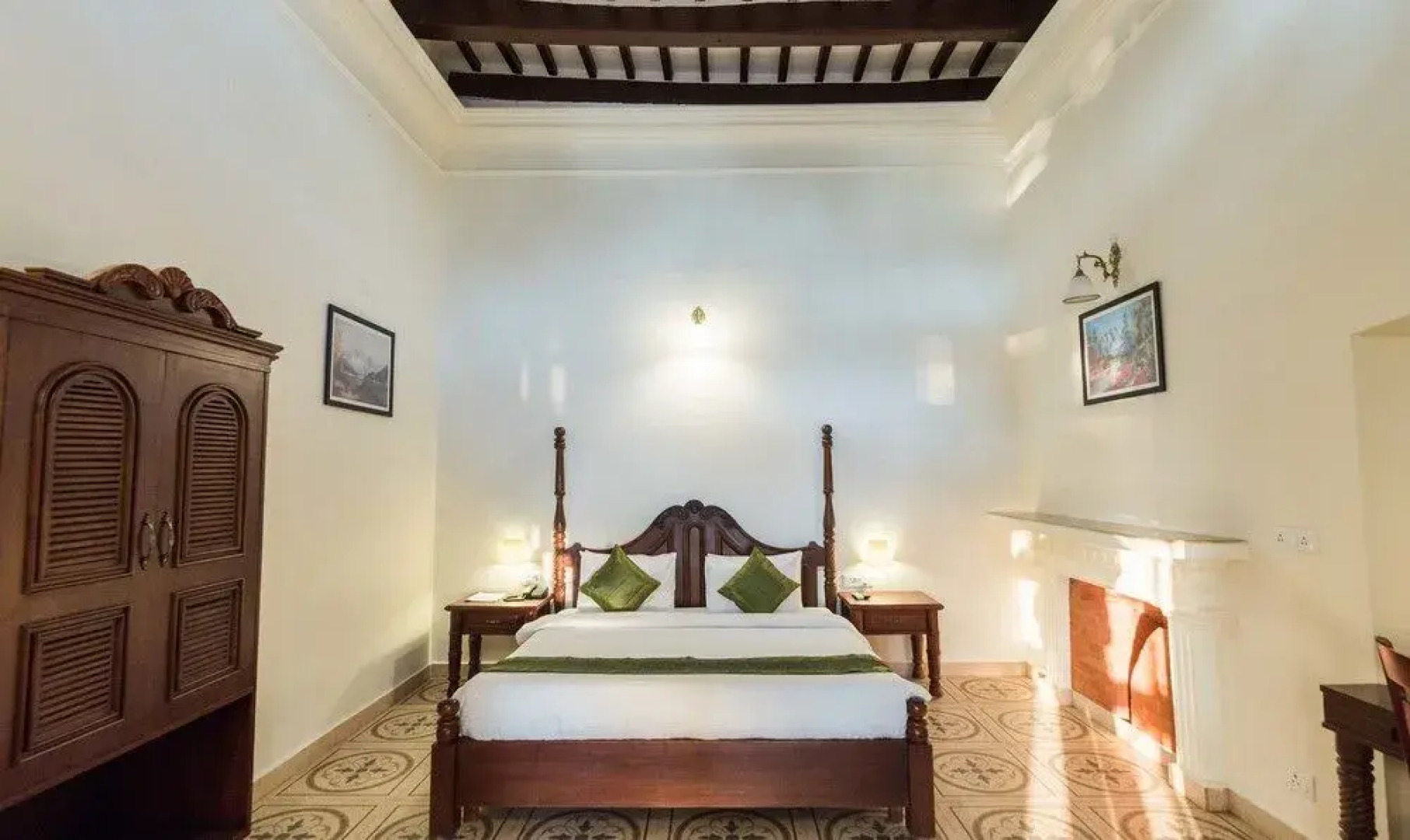 Treebo Trend Royal Mansion