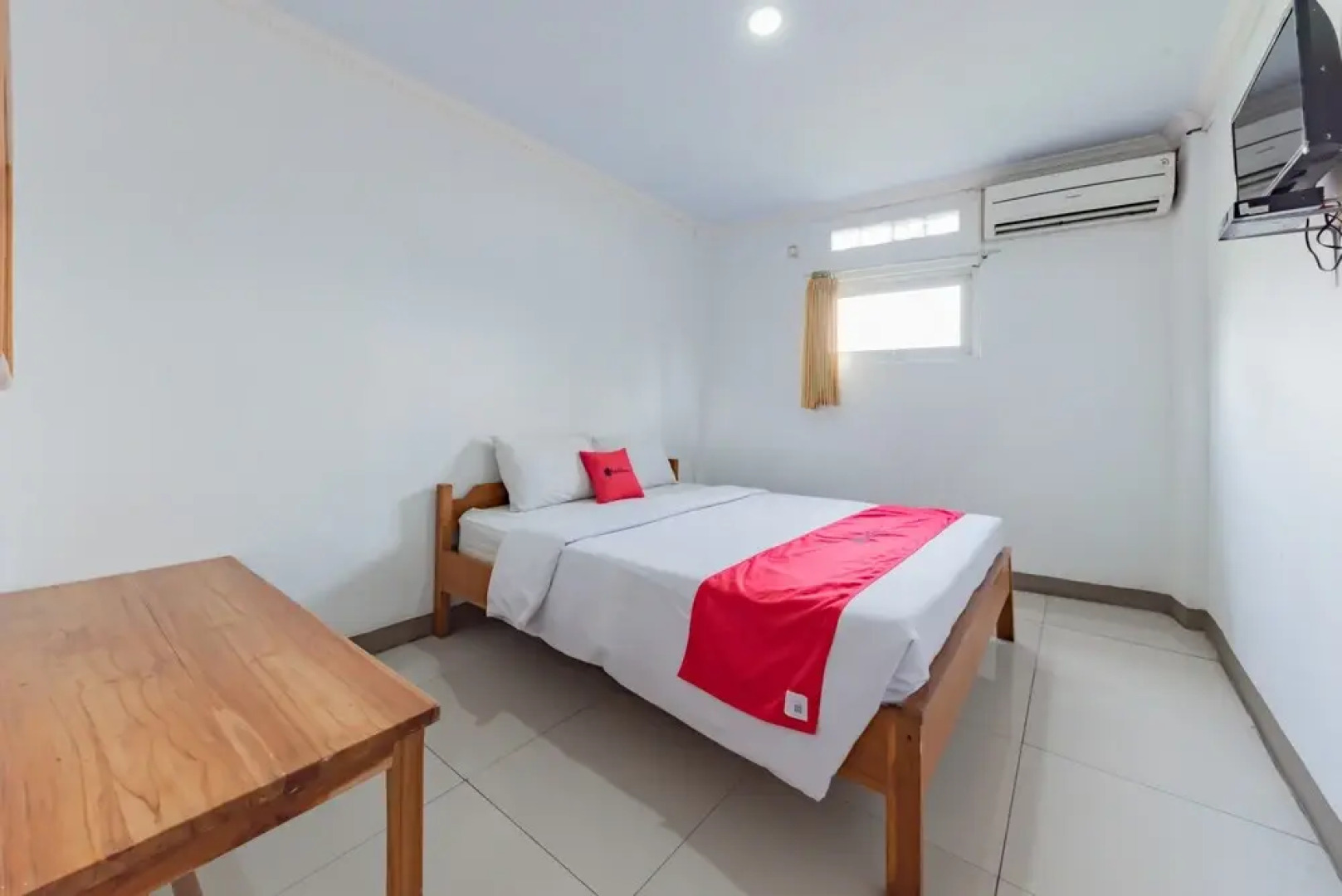 RedDoorz Syariah @ Pantai Pelabuhan Ratu