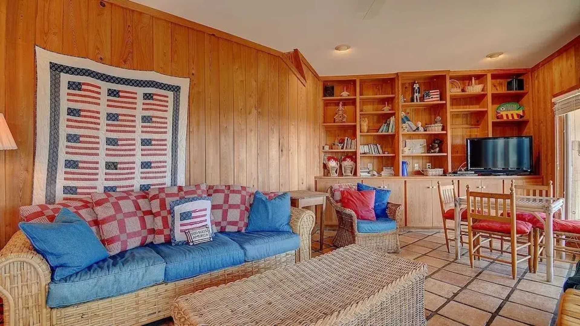 Sea Castle by Peace Vacations