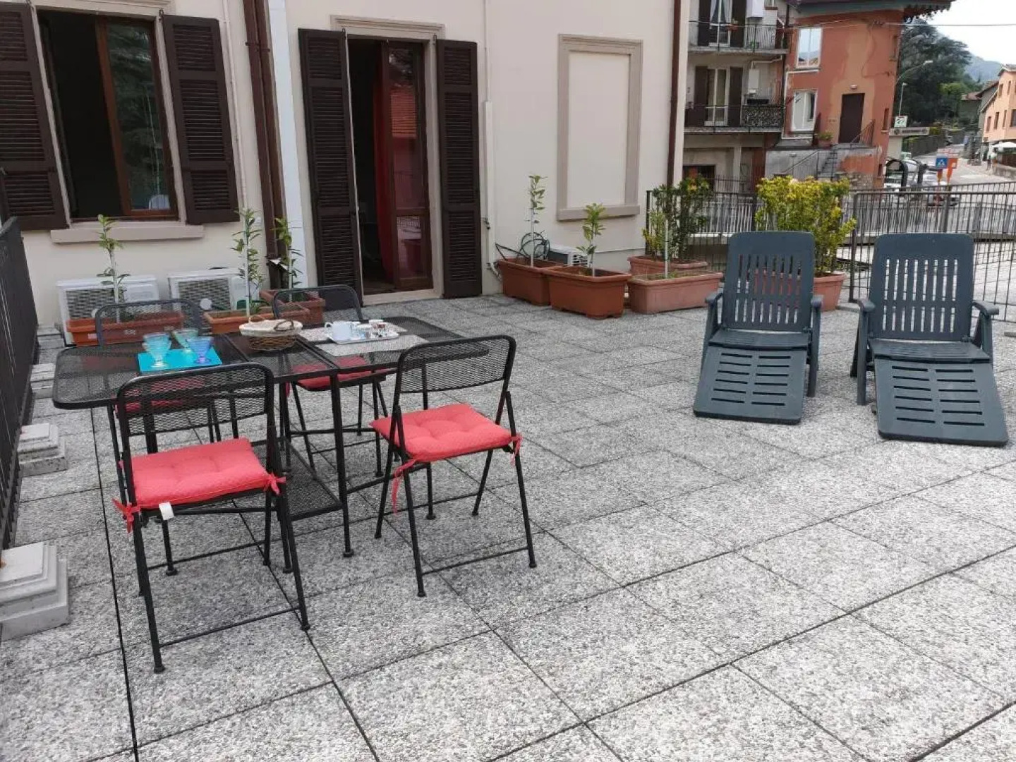 Voi da Noi Intero appartamento con parcheggio privato