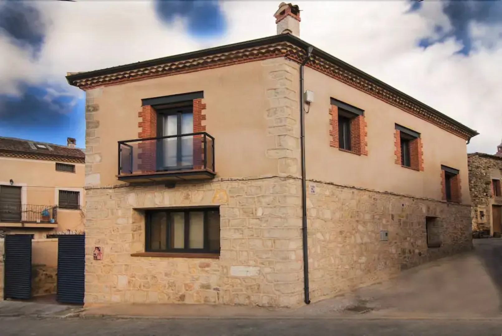 El Encanto de la Villa