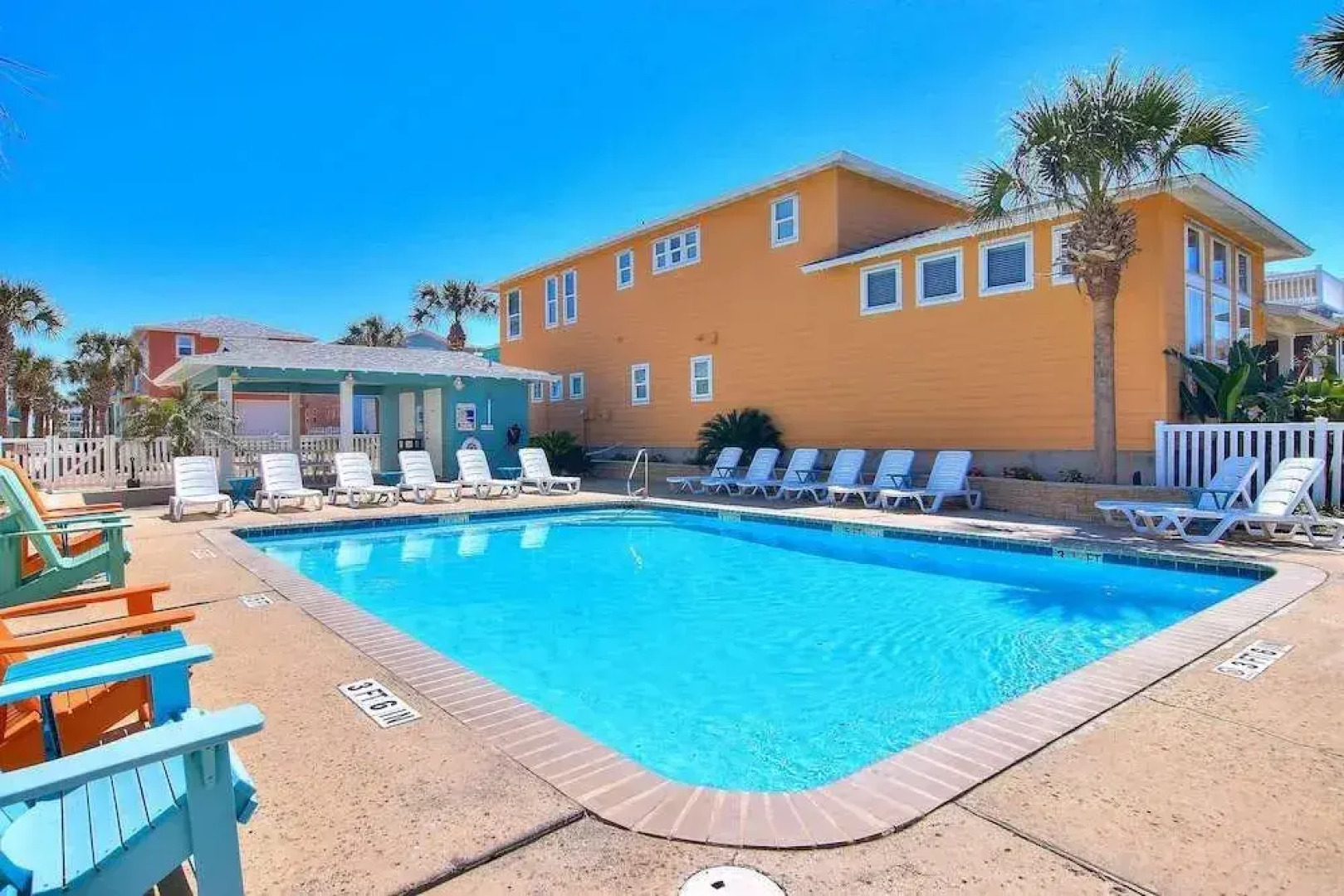 Vw57-ruby Redbird Roost