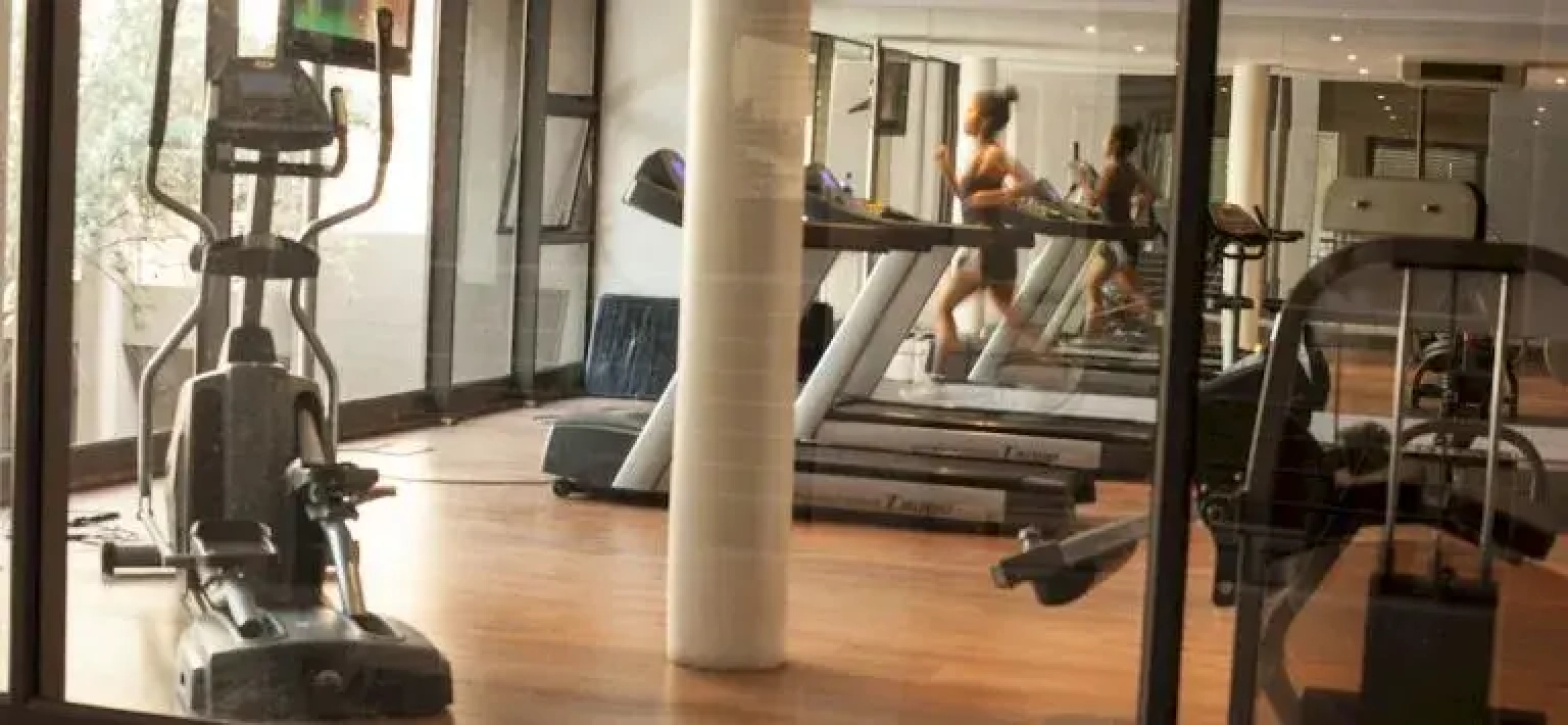 Urban Hip Hotels - The Nicol