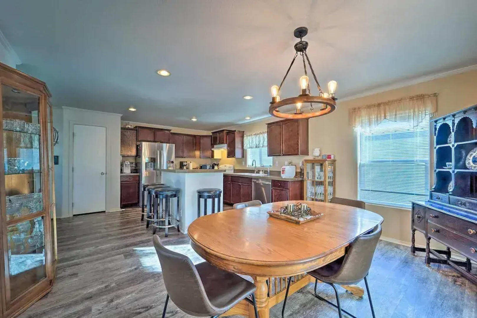 Peaceful Portales Escape w/ Patio & Grill!