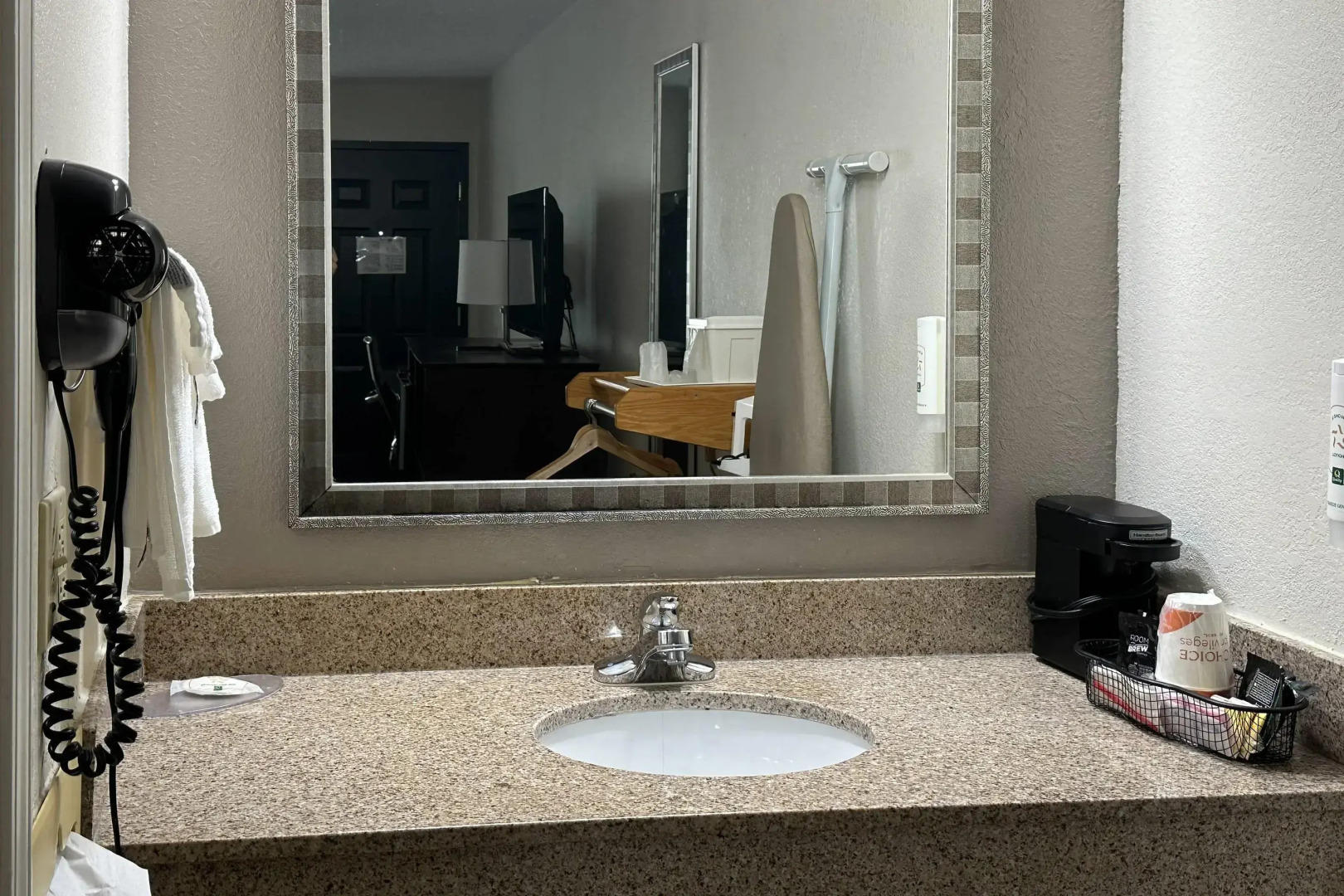 Quality Inn Calhoun North I-75