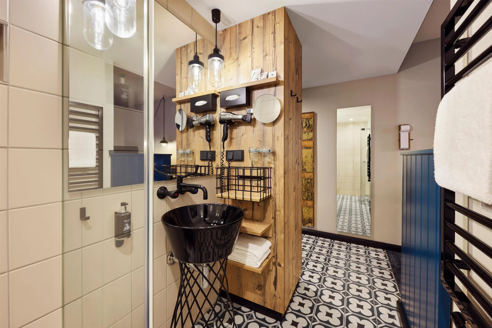 Me and All Hotel Mainz, by Hyatt