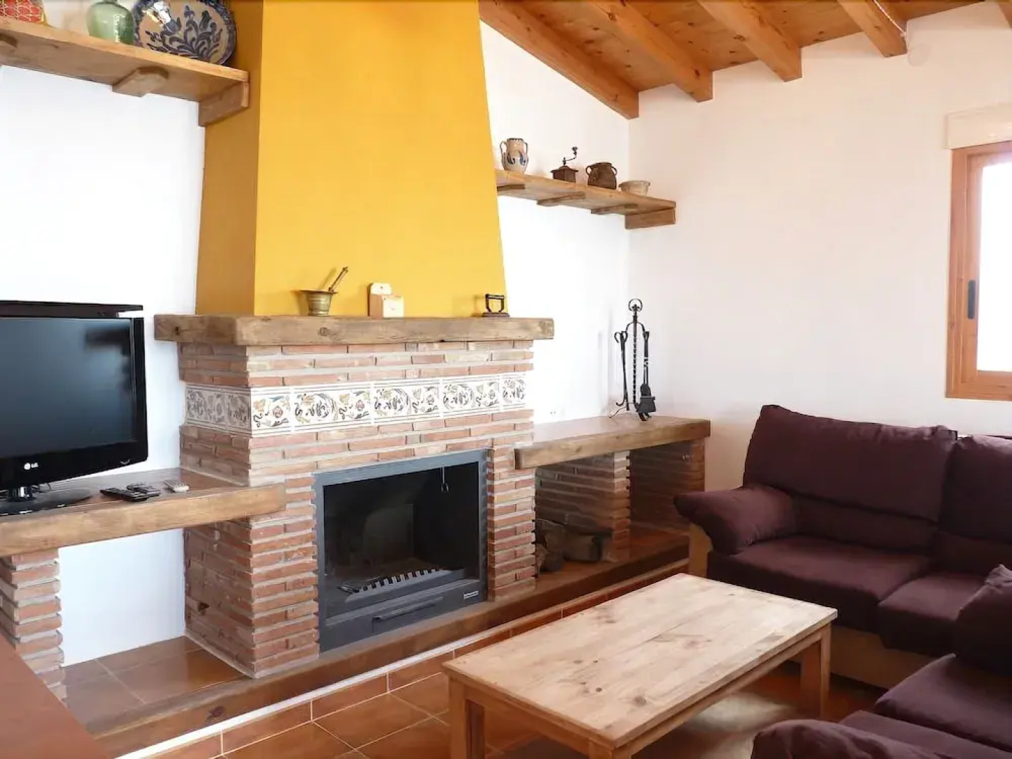 Malaga 101849 3 Bedroom Villa By Mo Rentals