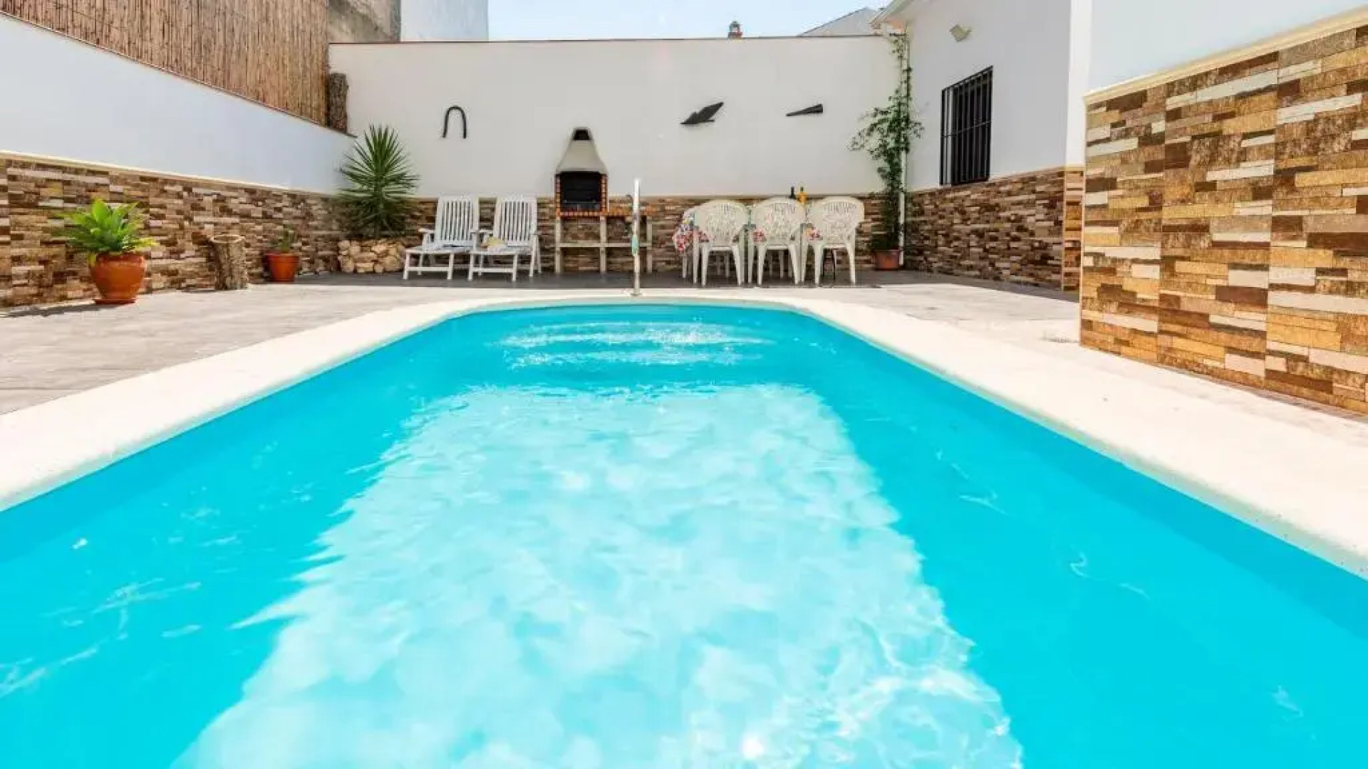 Casa Rural Sierra de las Nieves Yunquera by Ruralidays