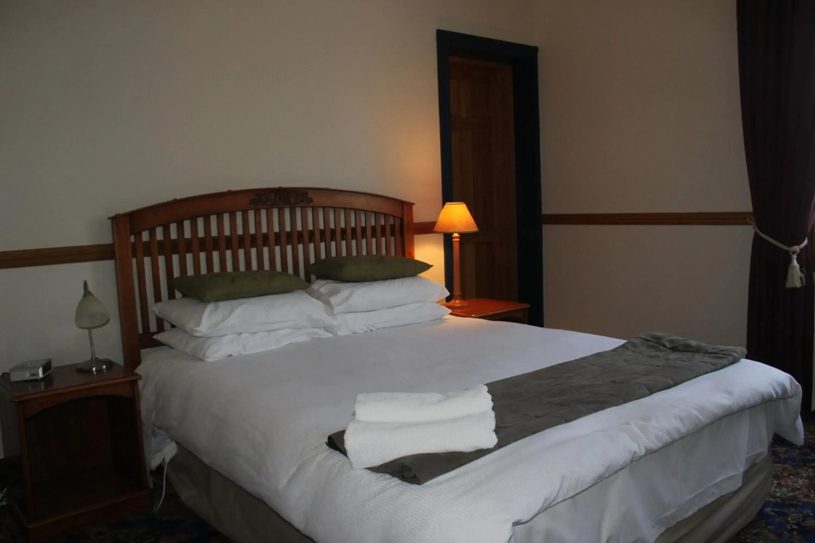 Shepherds Arms Hotel