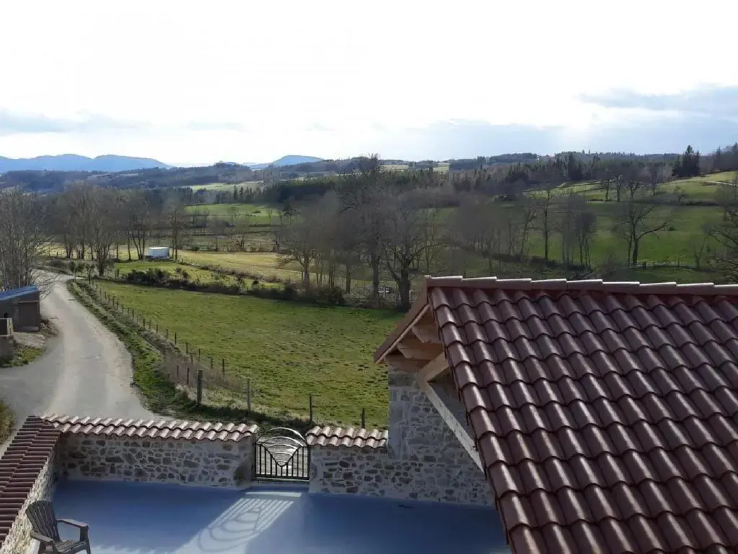 Gîte Saint-Hilaire-Cusson-la-Valmitte, 4 pièces, 6 personnes - FR-1-496-206