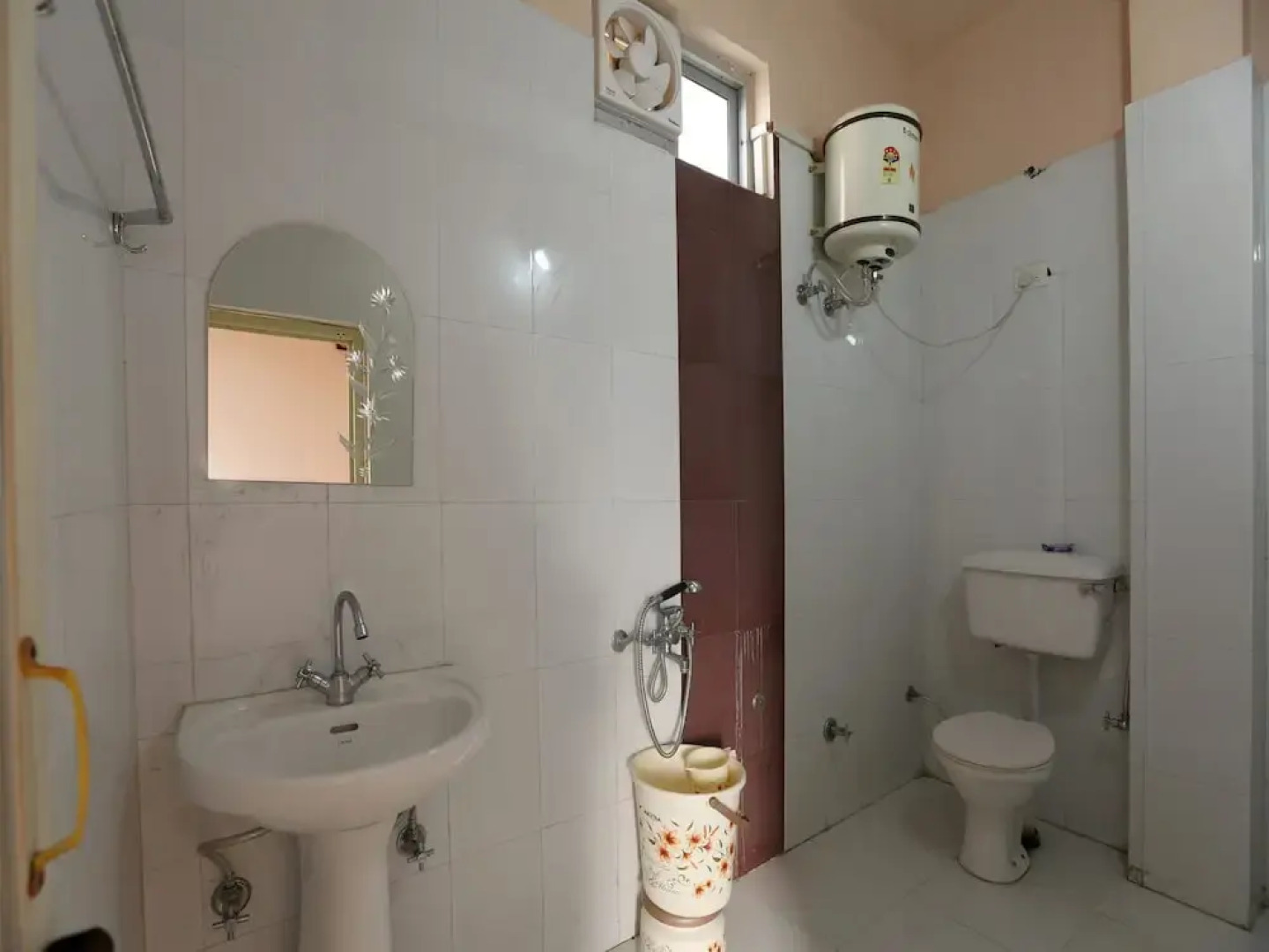 OYO 3372 Hotel Good Luck