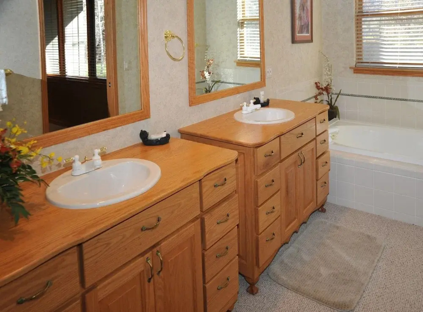 Canyon Run I-101 3 Bedroom Condo by RedAwning