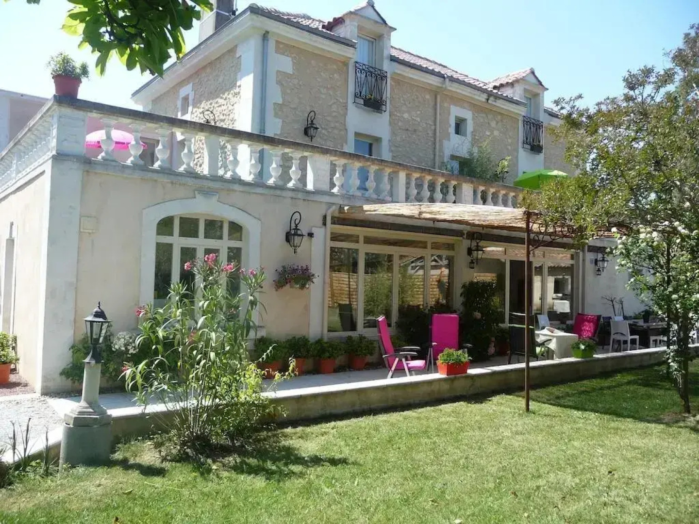 Le Relais Saint Charles Perigueux