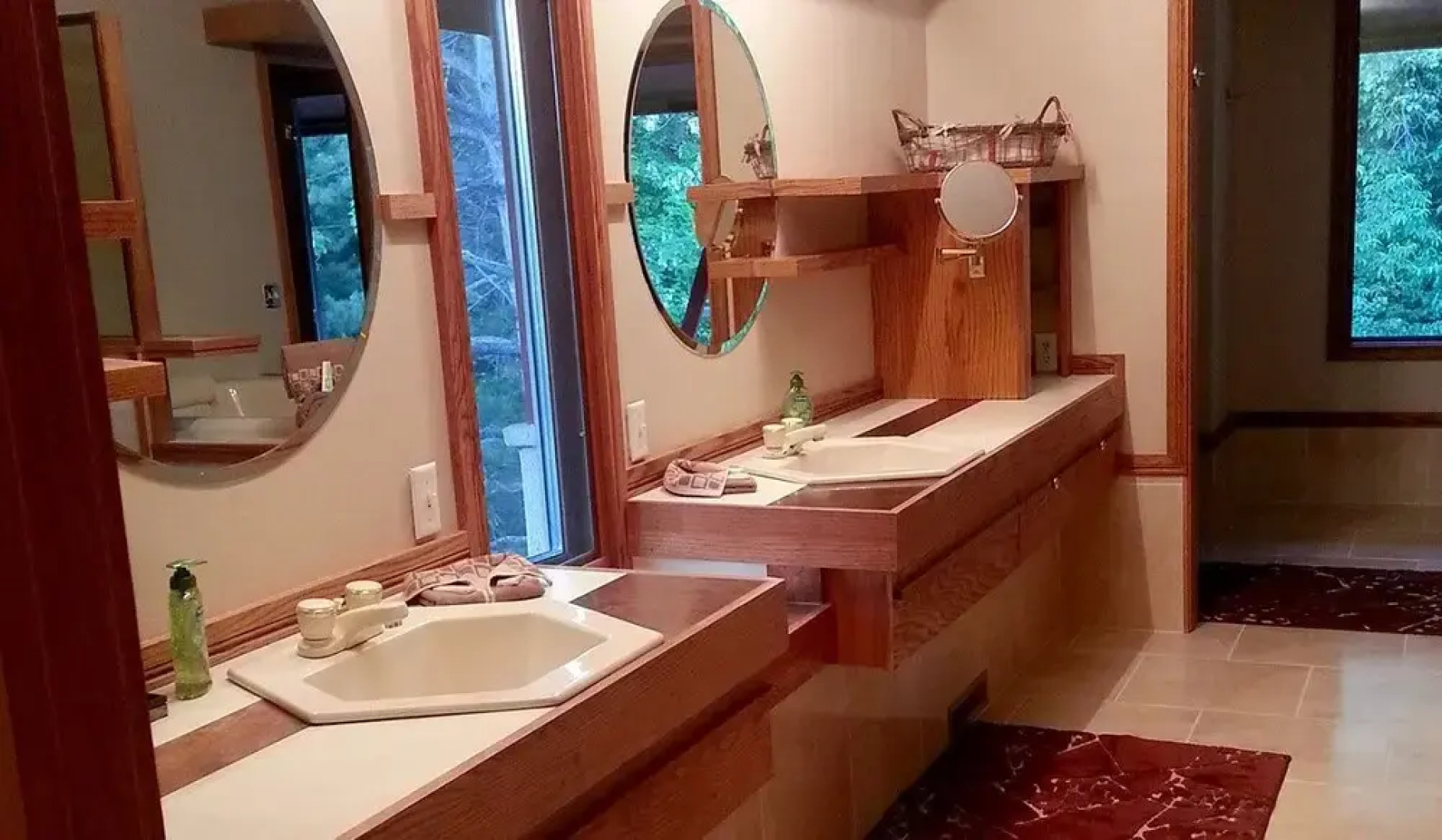 Log Gables- Dresser House