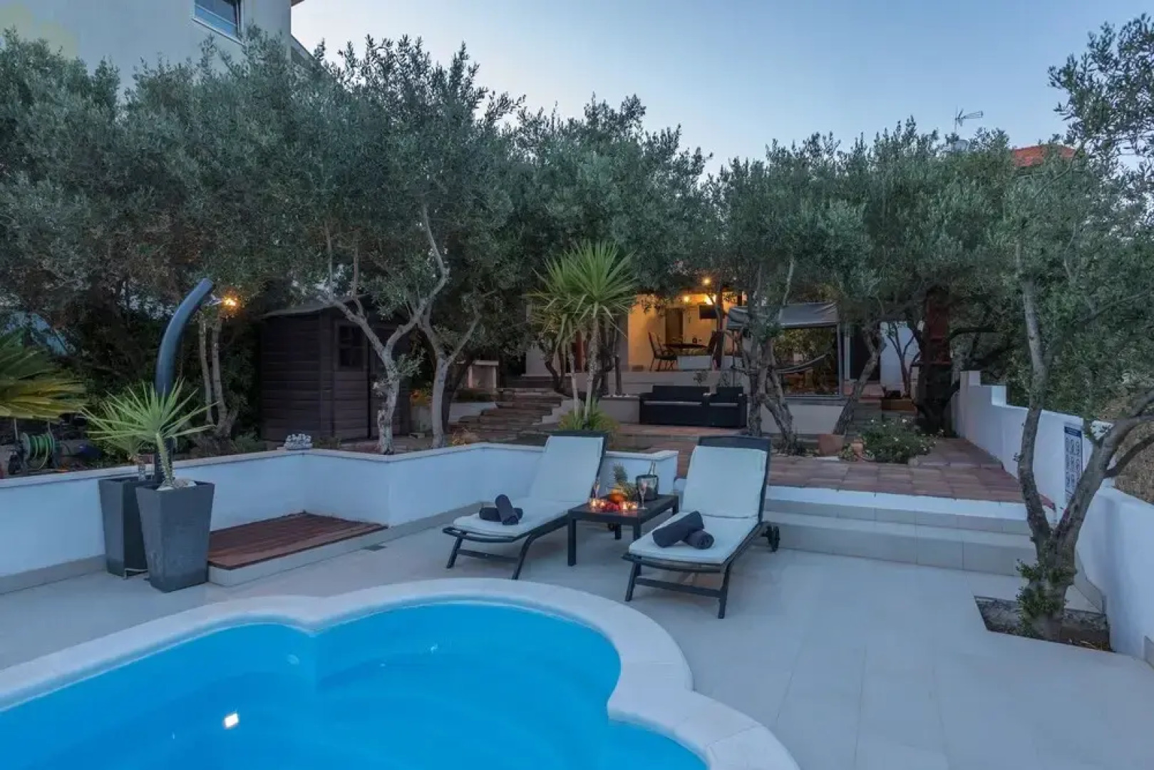 House With big Walled Garden and Swimming Pool