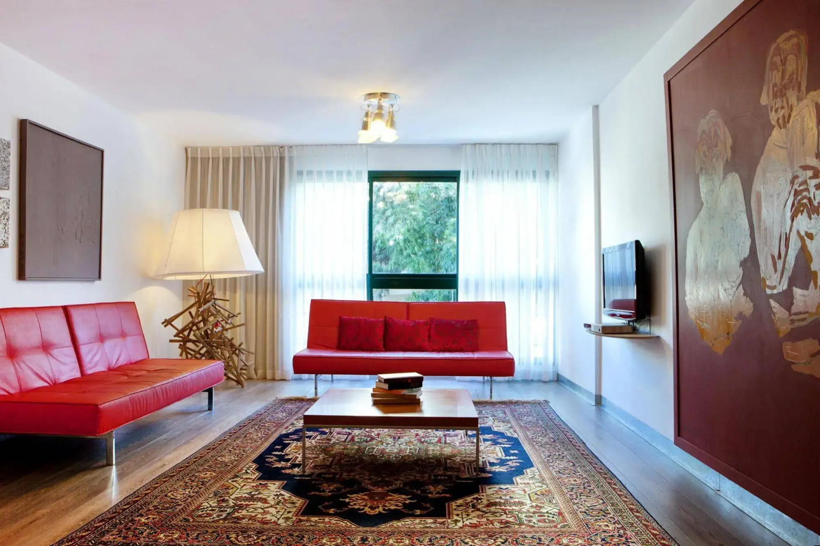 The Diaghilev - Live Art Boutique Hotel