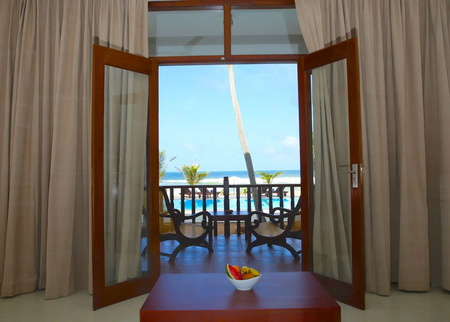 Whispering Palms Hotel