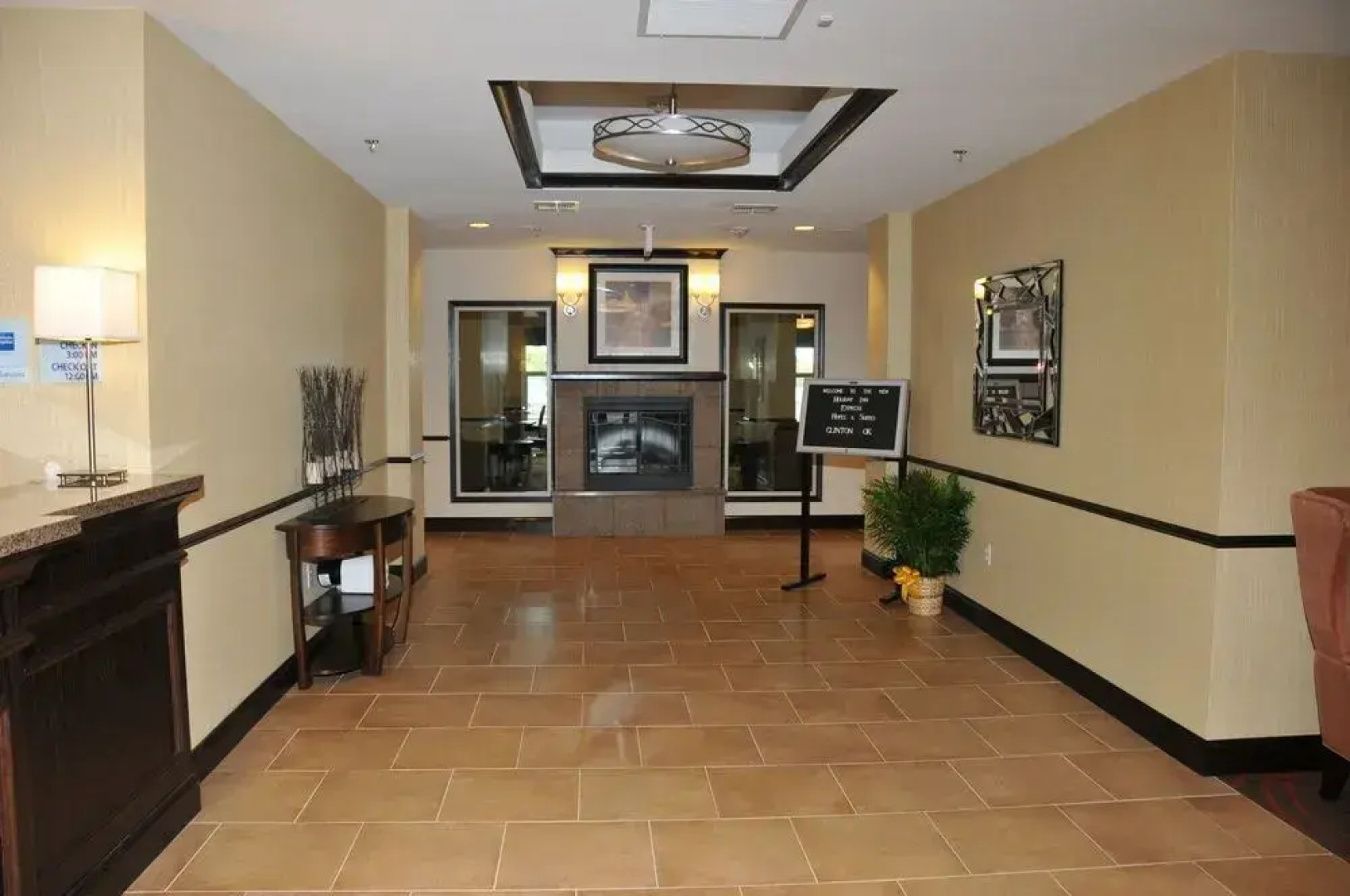 Holiday Inn Express & Suites Clinton by IHG