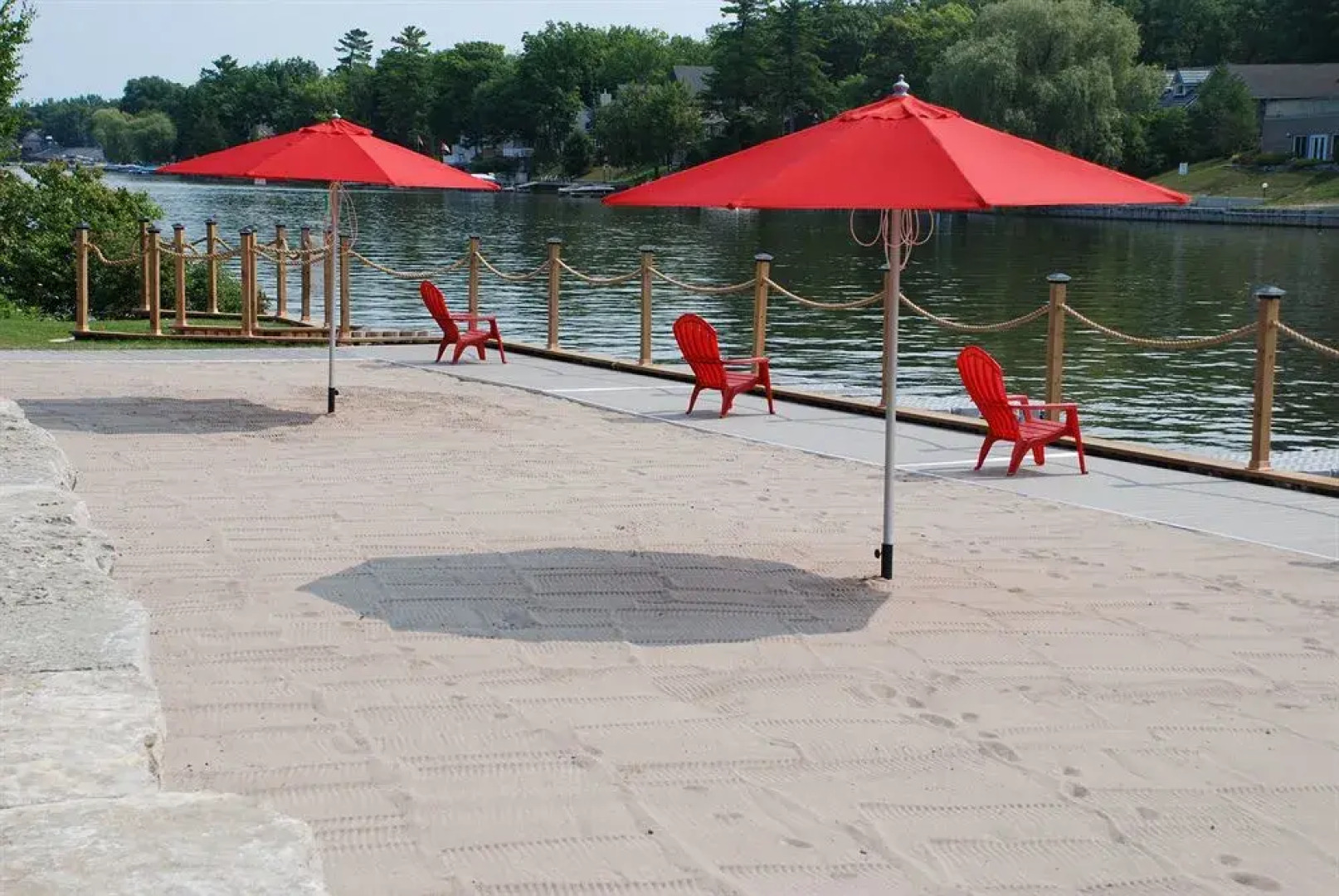 Wasaga Riverdocks Hotel Suites