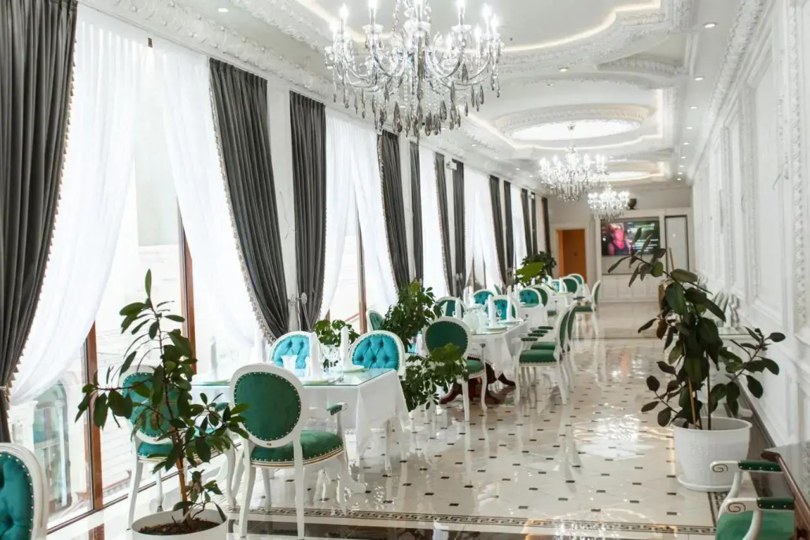 Konstantin Plaza (Константин Плаза)