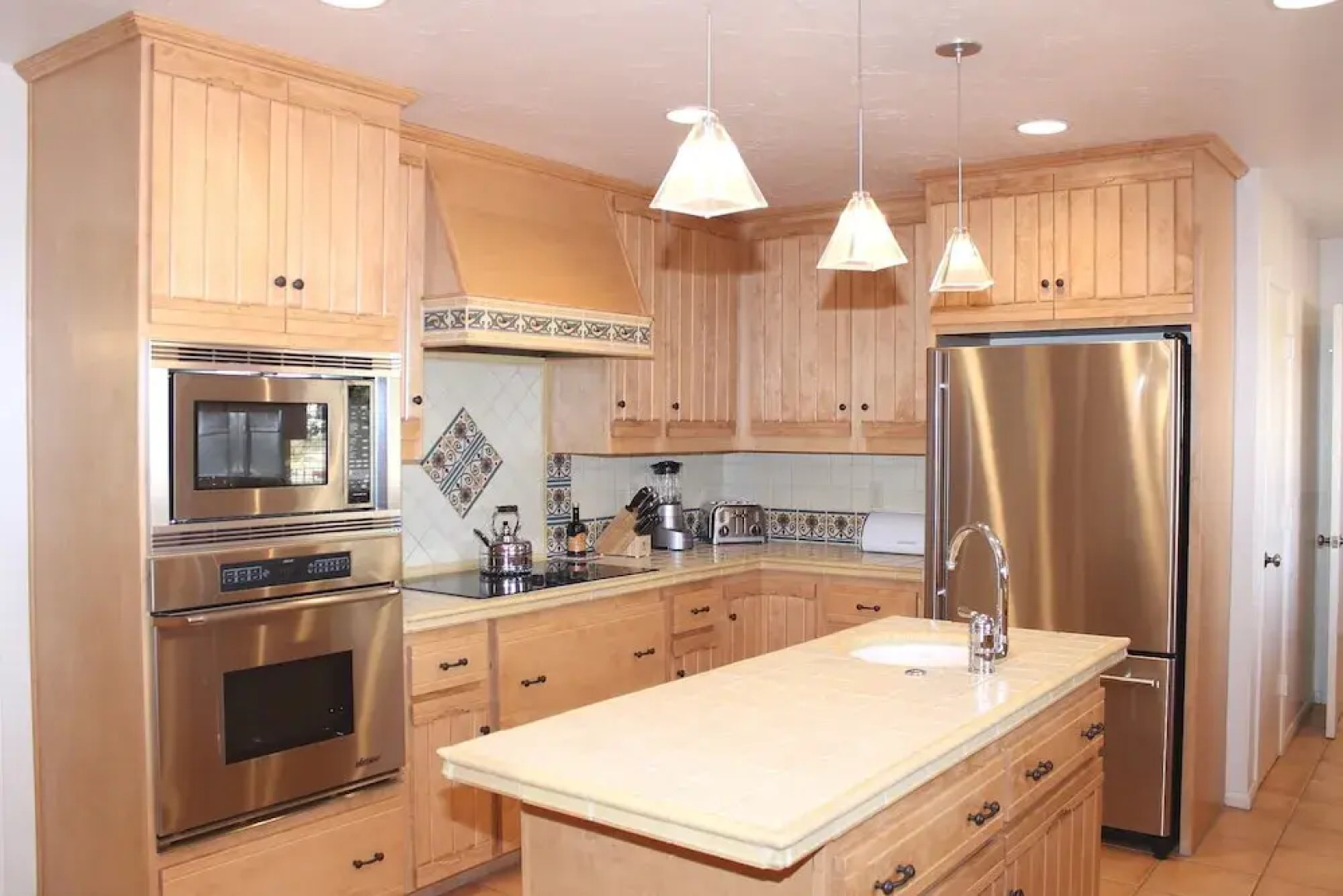 Salomon's Paradise: Desert Home by RedAwning