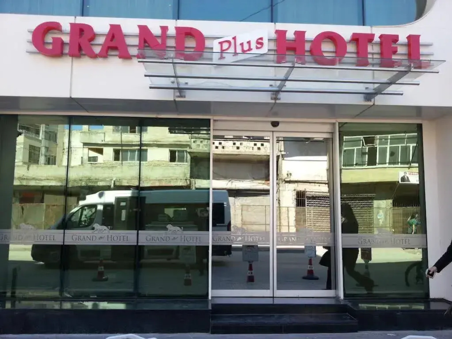 Hotel Grand Plus