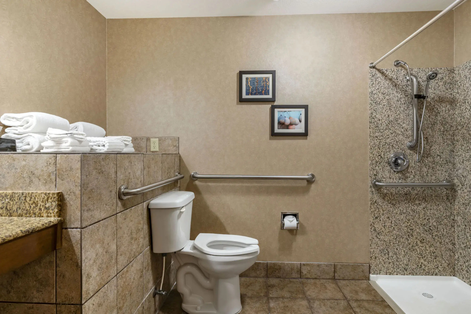 Comfort Inn & Suites Lincoln City