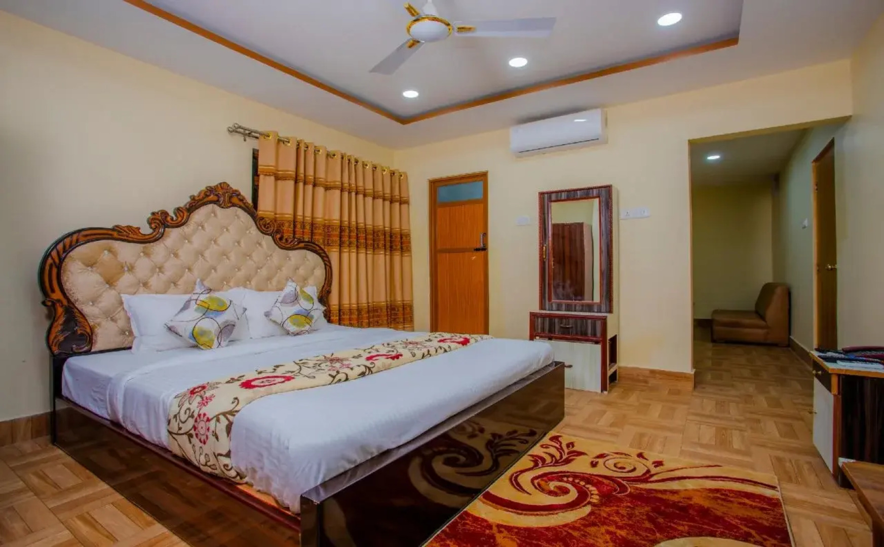 Hotel Utsav By OYO Rooms