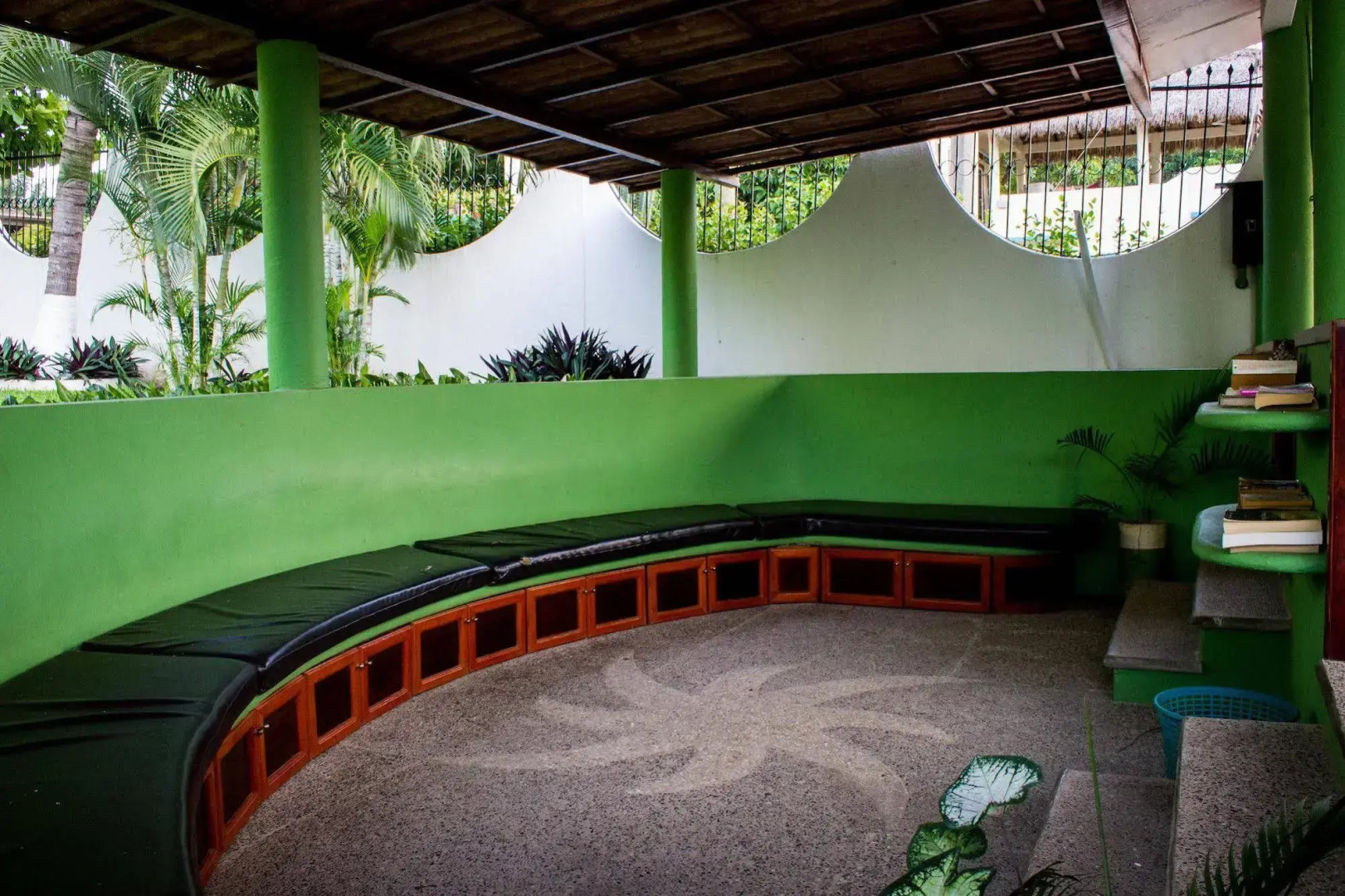 Suites & Hotel Punta Esmeralda