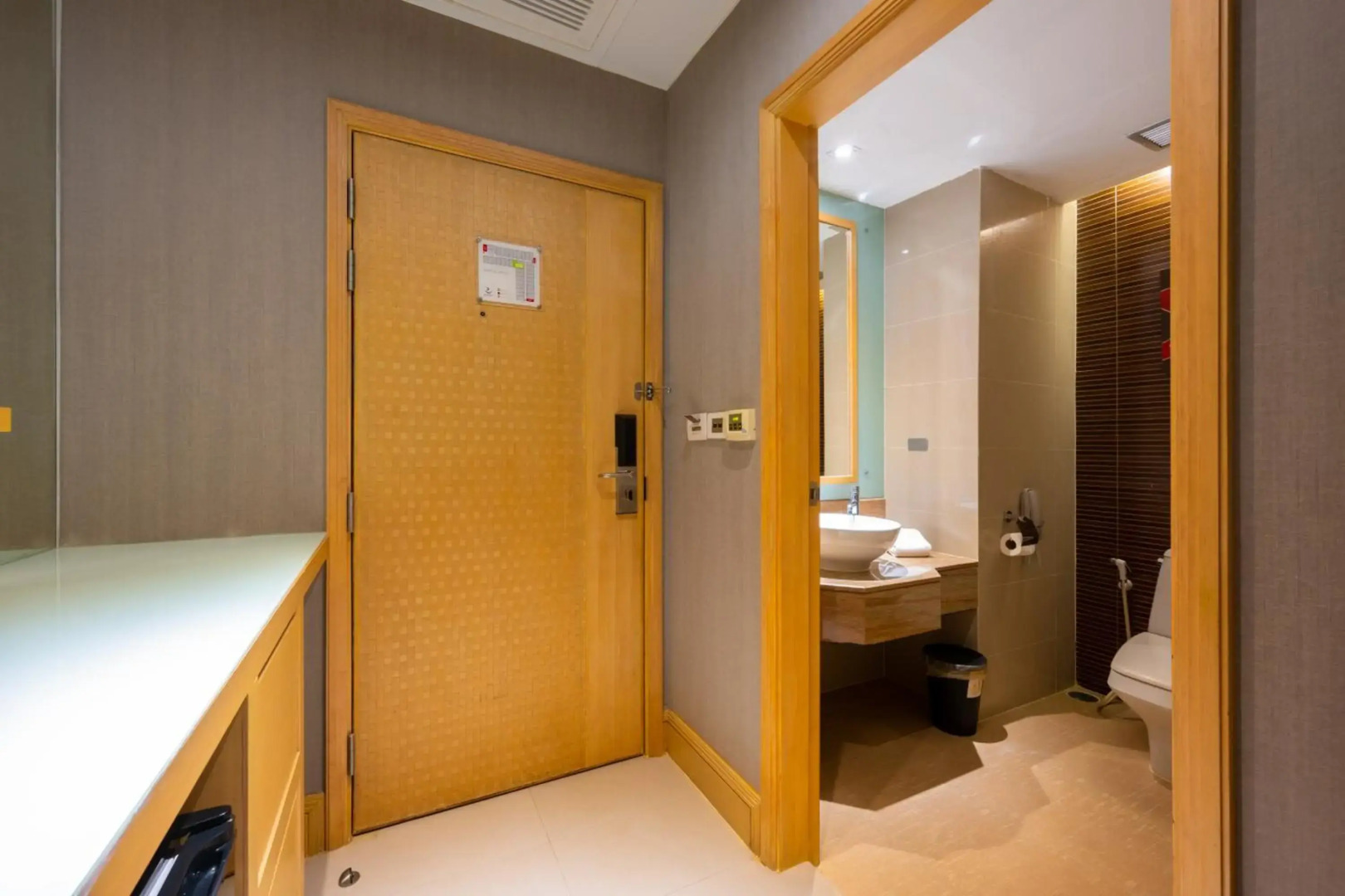 Grand Richmond Stylish Convention Hotel