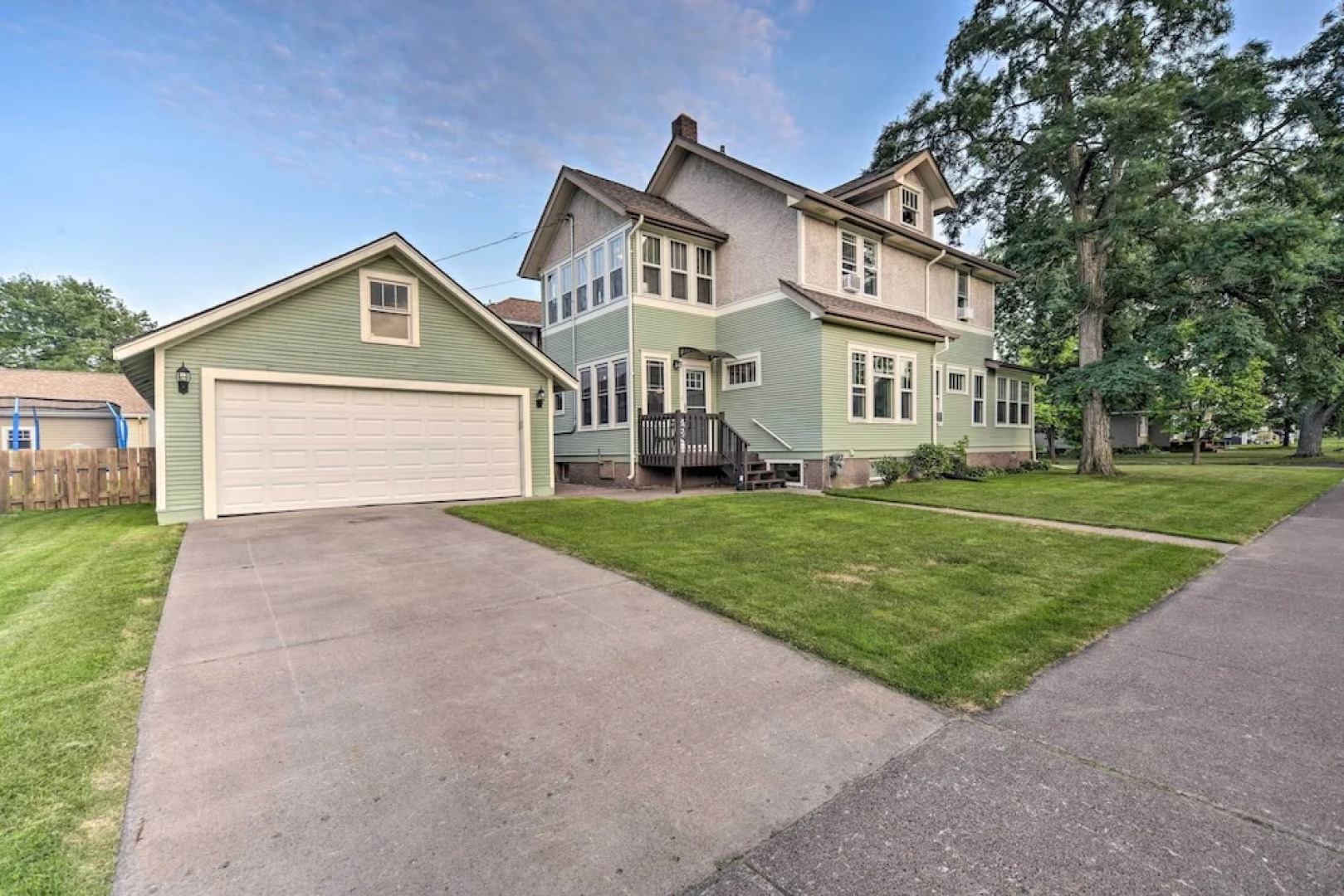 Elegant Superior Getaway < 2 Mi to Downtown!