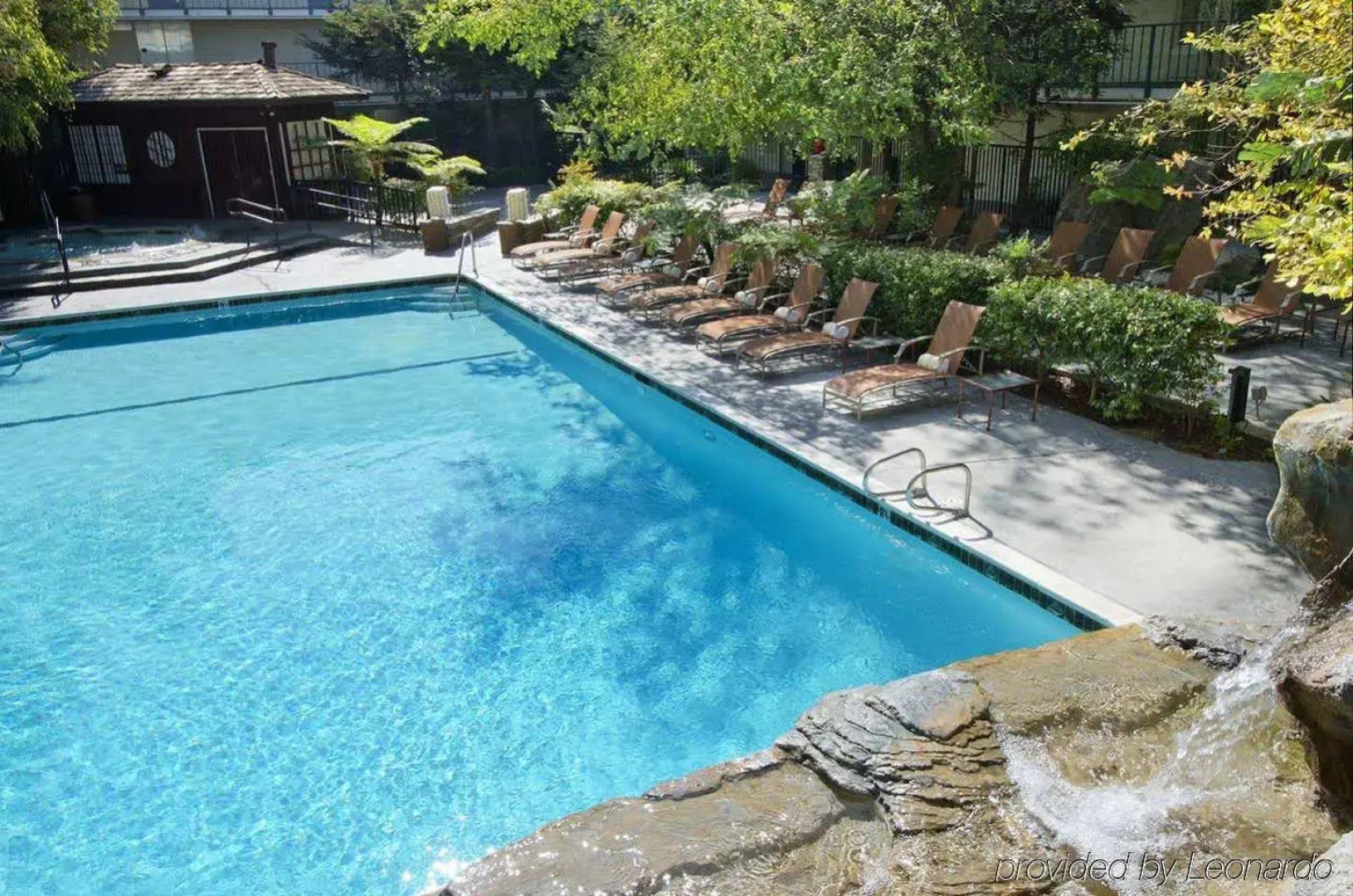 DoubleTree by Hilton Torrance - South Bay