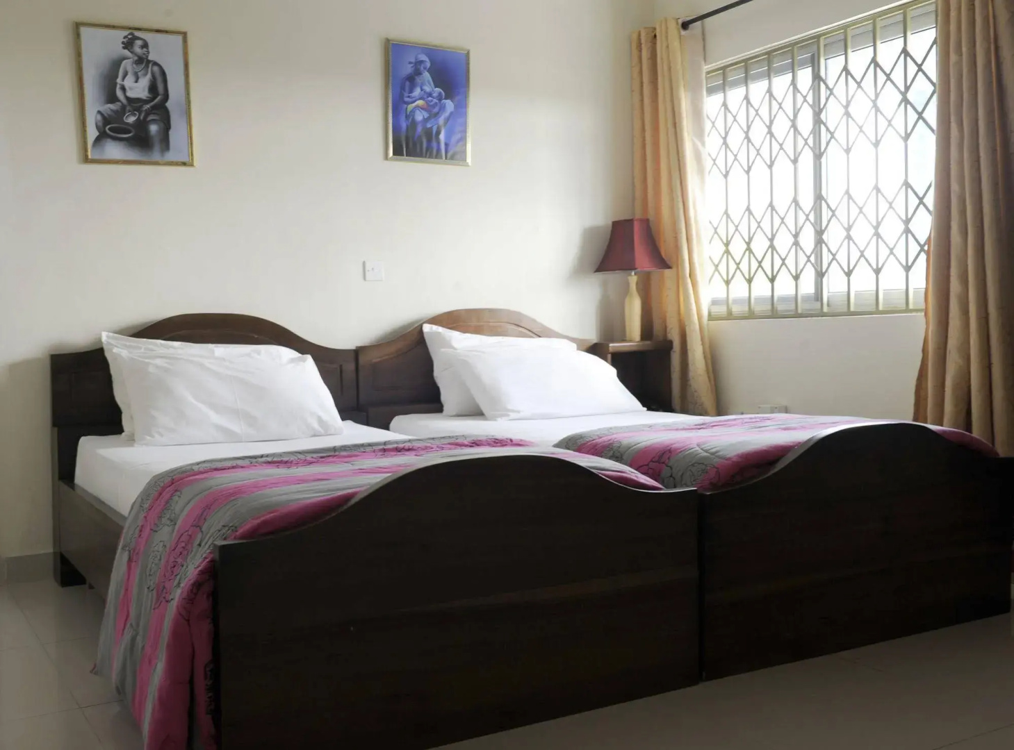 Mount Pleasant Inns & Apartment