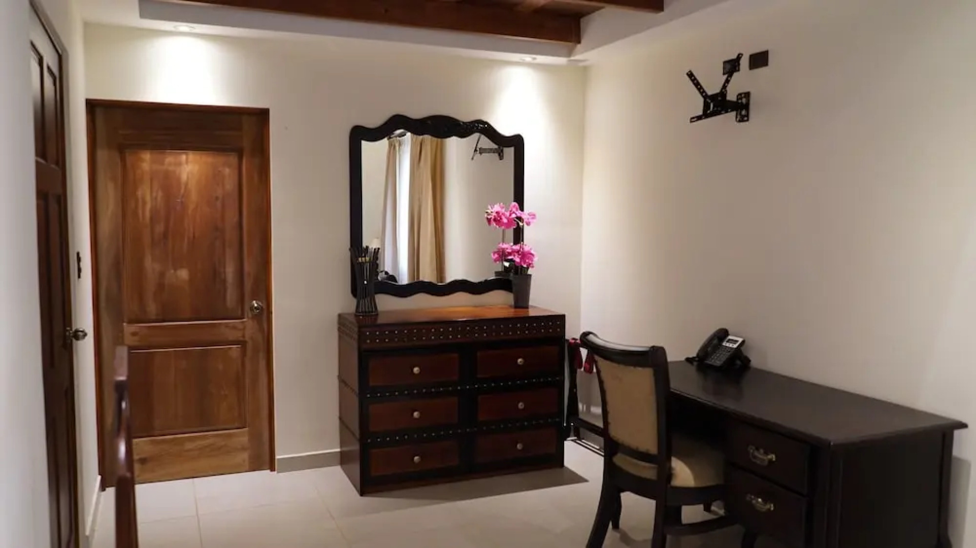 Sunset del Mar Beach Front House