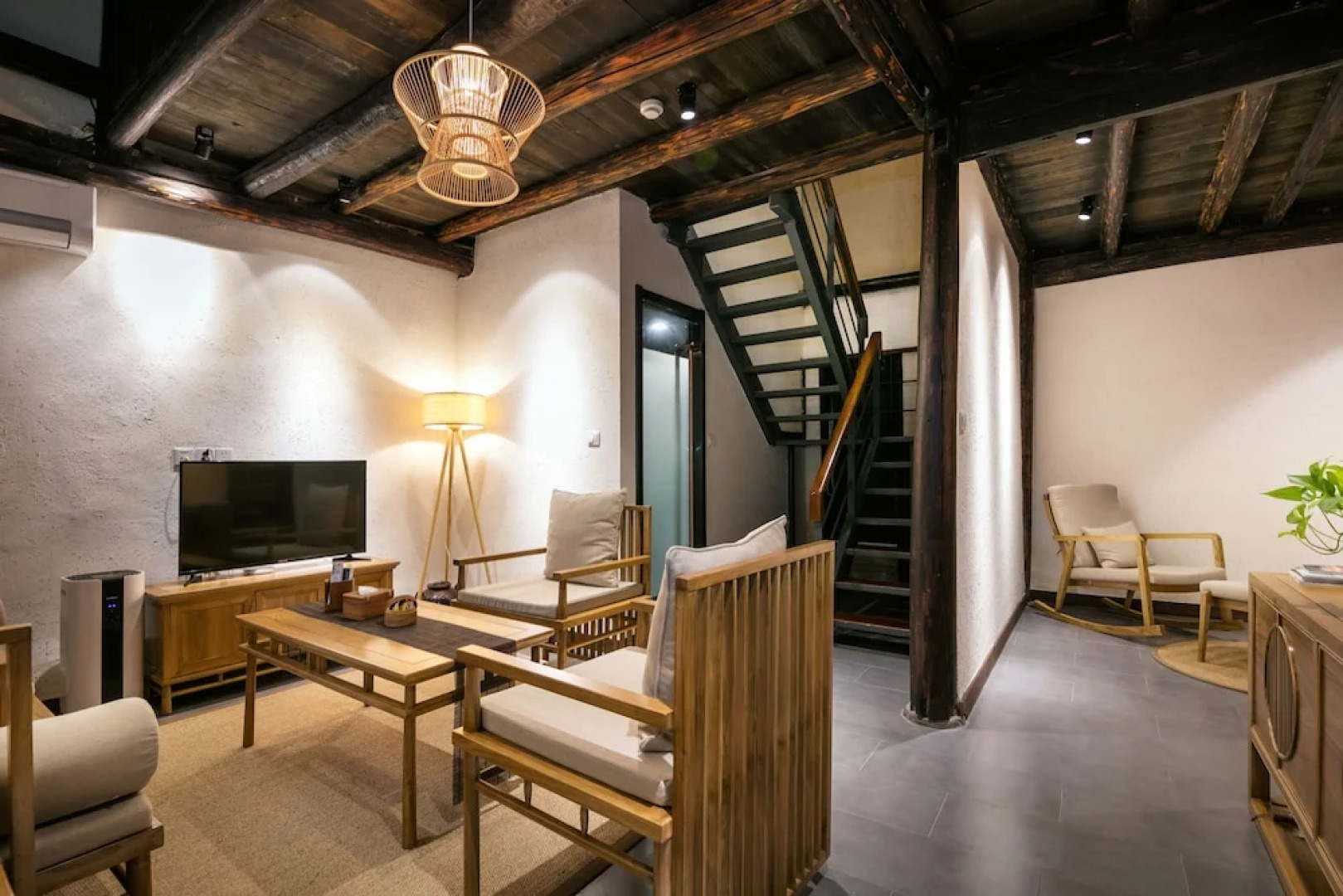 Xiananshan Village Hotel