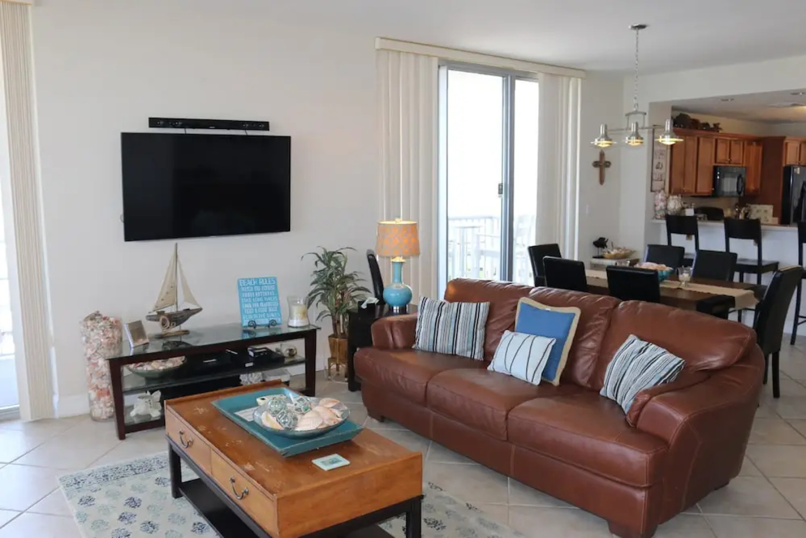 Emerald Dolphin by Surfside VR