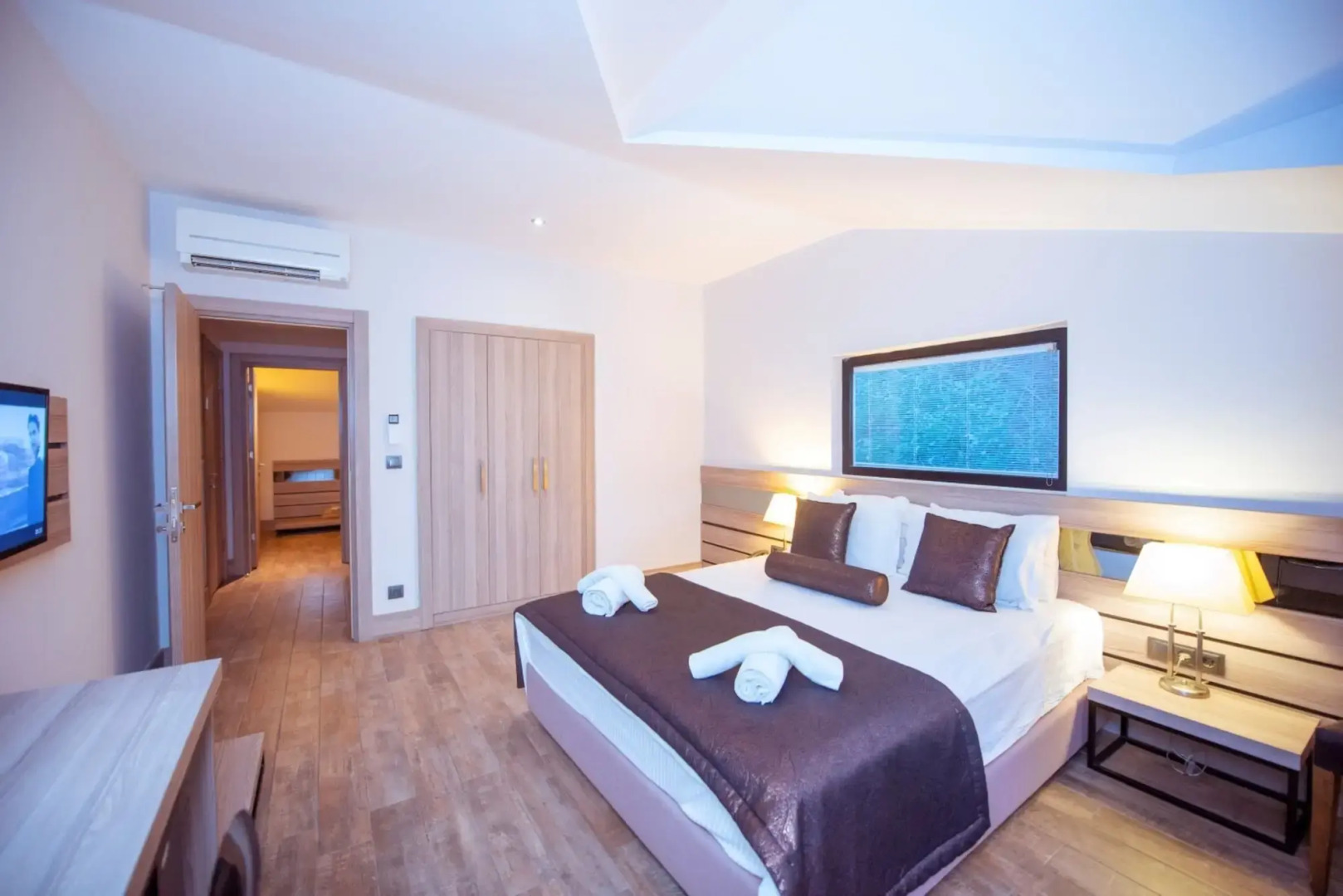 S3 Seahorse Beach Club & Hotel