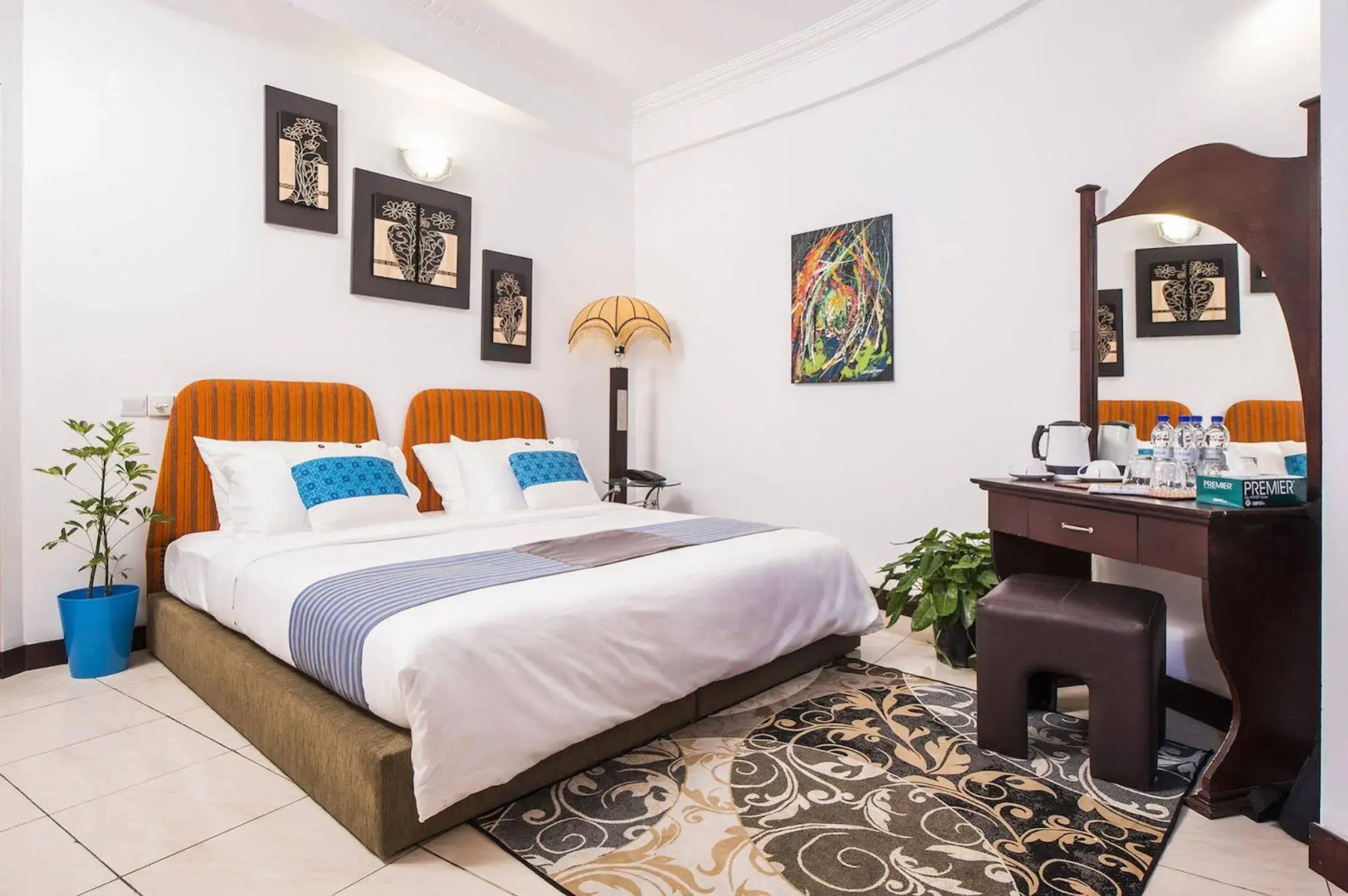 Central Boutique Inn