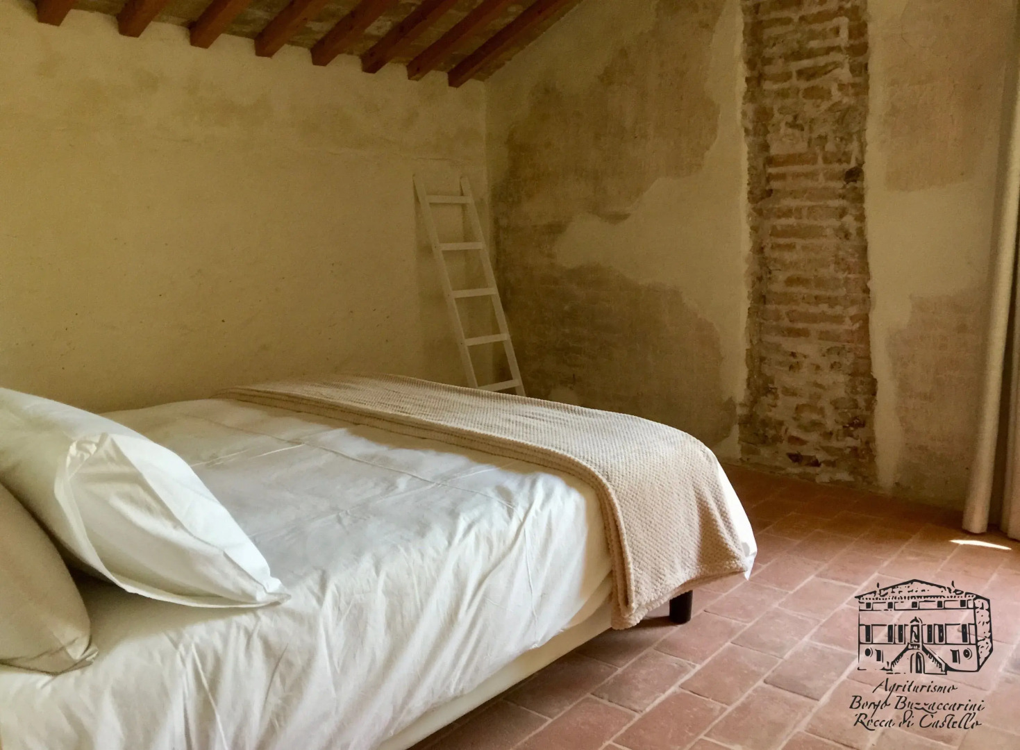 Borgo Buzzaccarini Rocca Di Castello