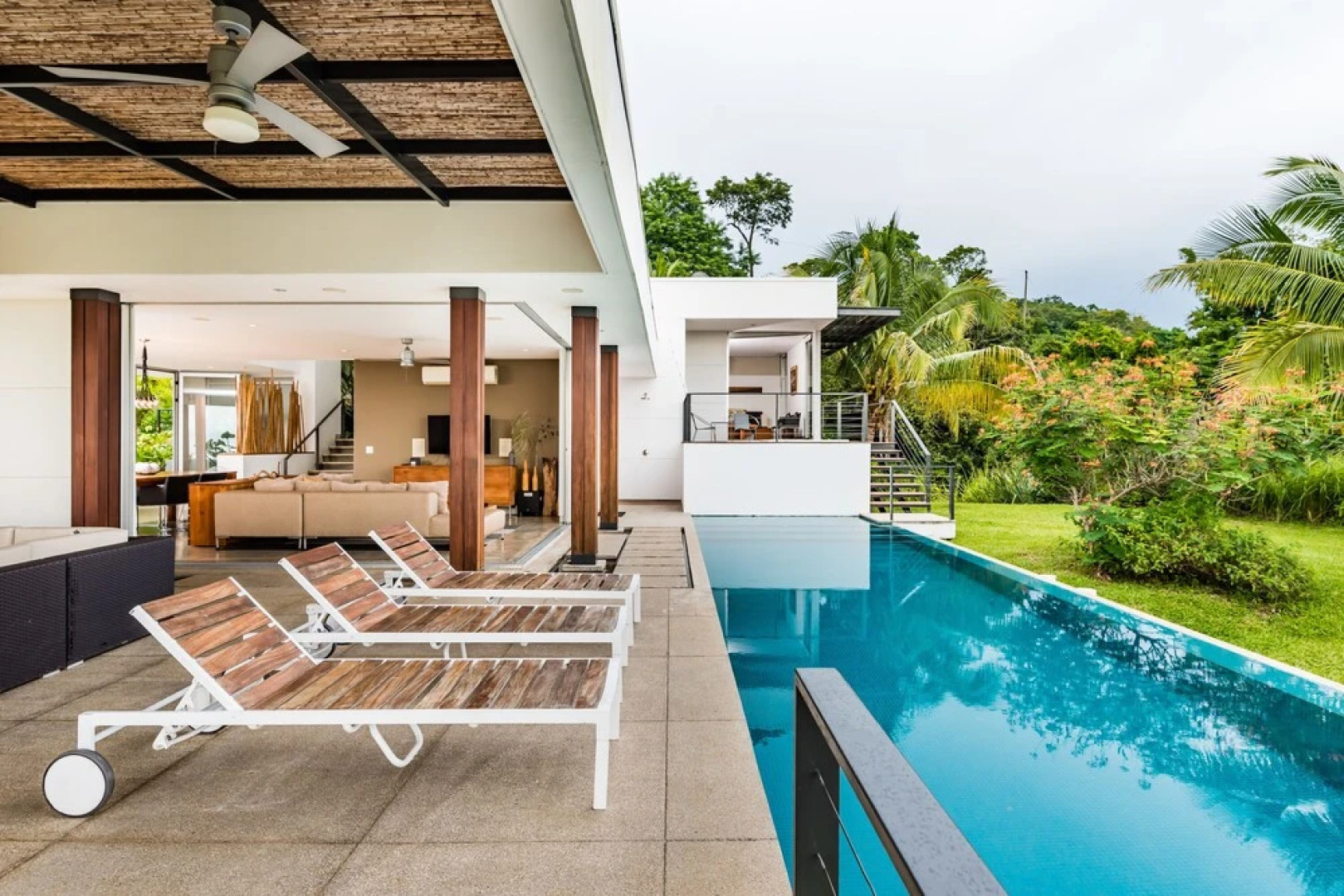 Luna Magnifica - Luna 18