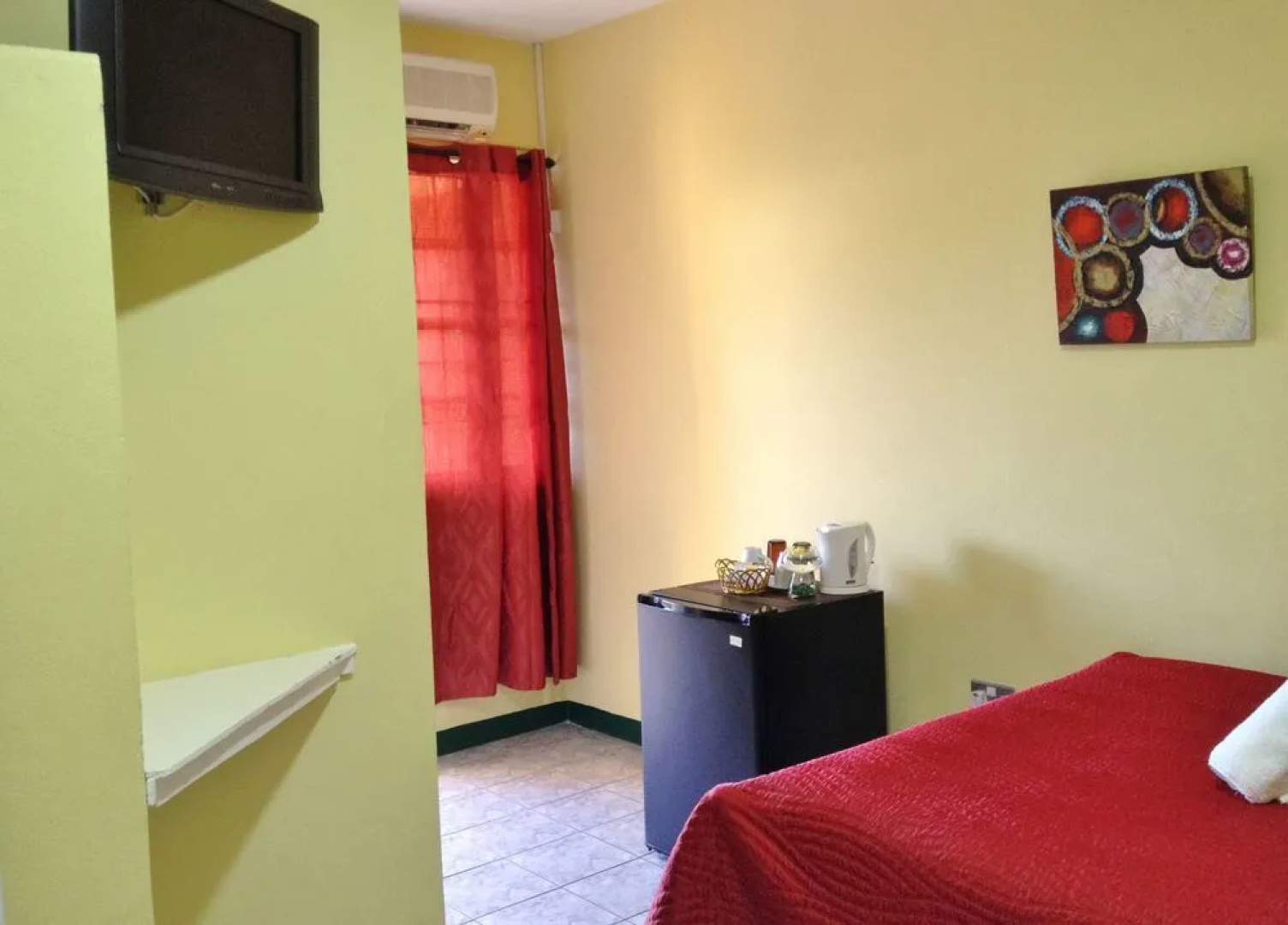 Golden Arrow Inn