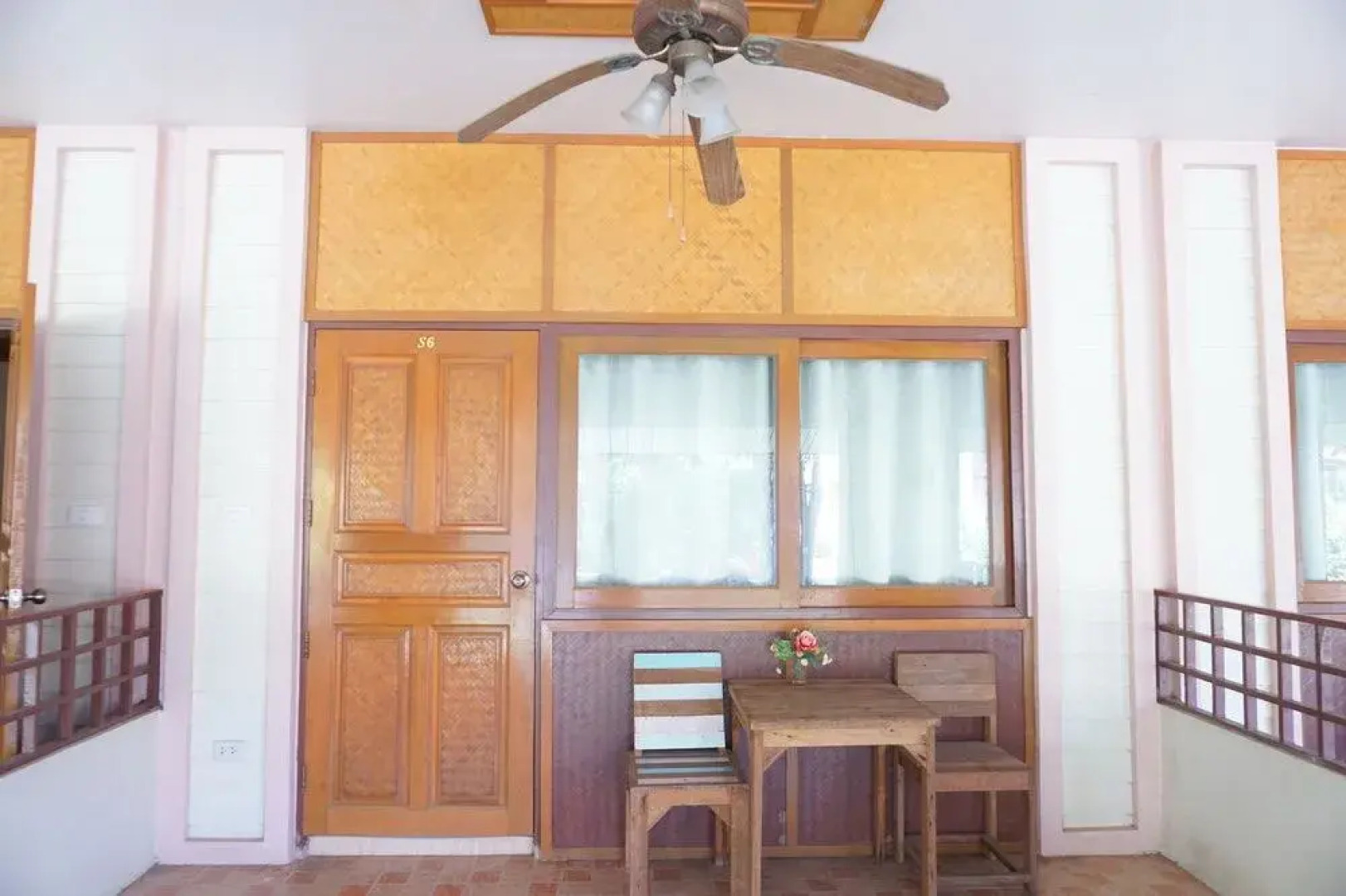 Uthai River Lake Resort