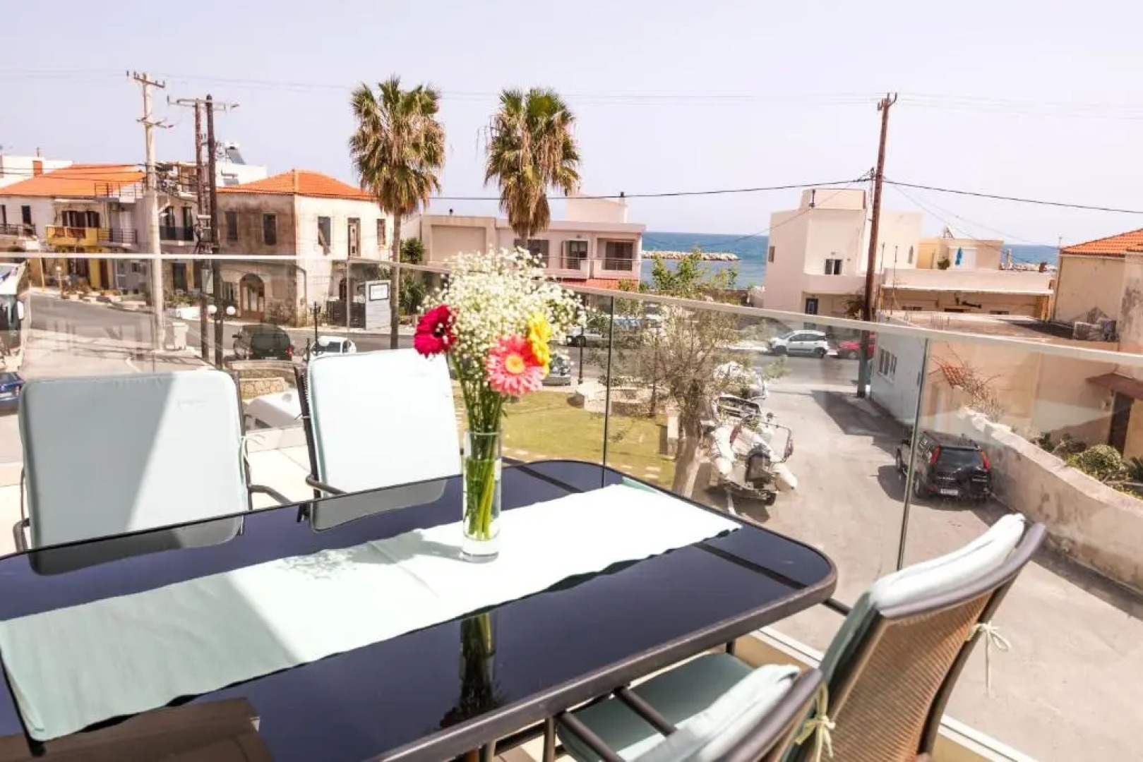 Aria apts 100 m from the beach by MediterraneanVillas