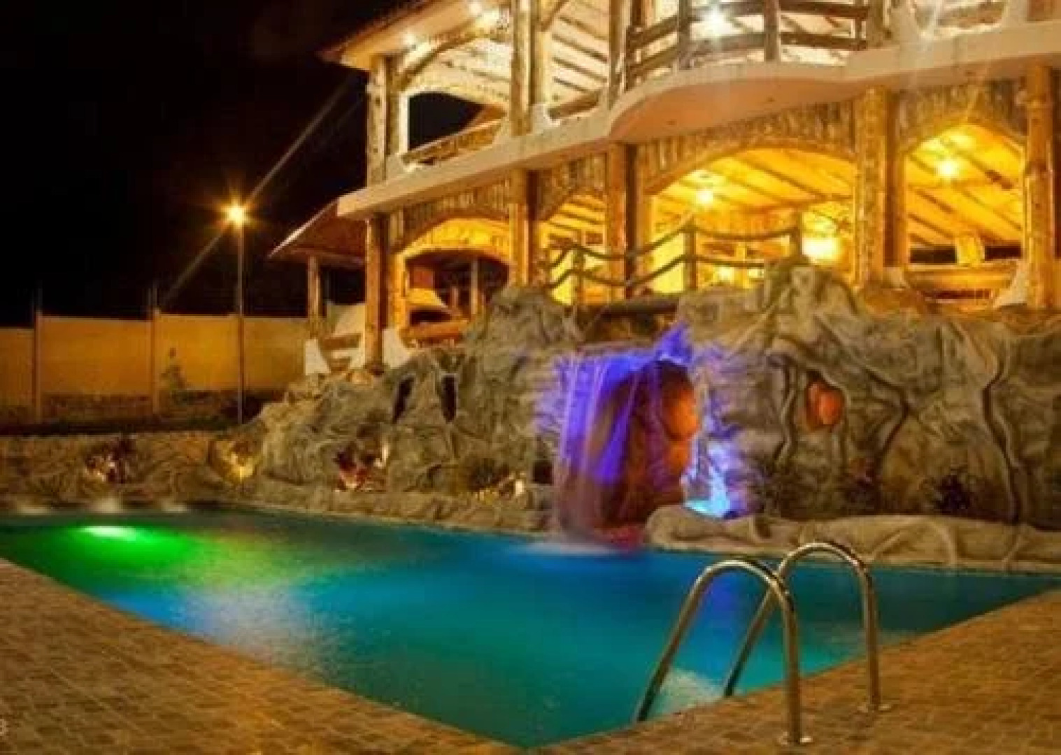 El Descanso del Toro Hostería - Spa